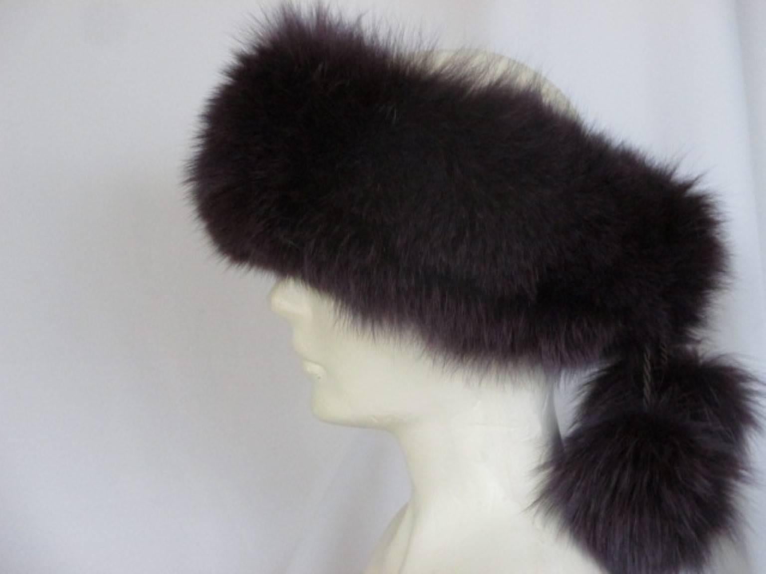 This purple headband is made of soft dyed fox fur.
Size fits like 57/58