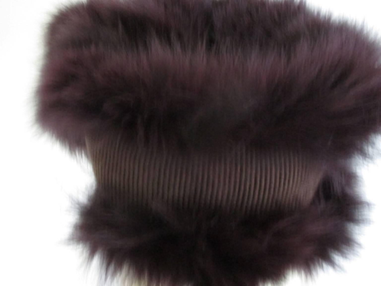 purple fox fur headband In Excellent Condition In Amsterdam, NL