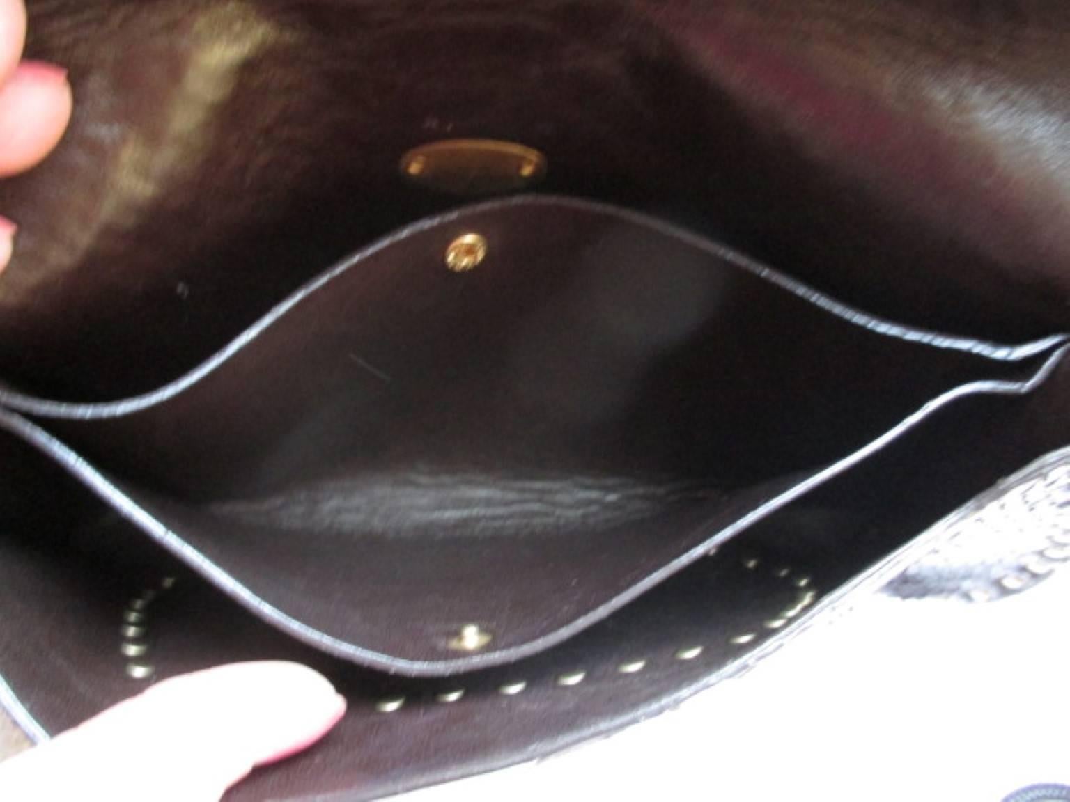 Celine little brown leather shoulderbag In Good Condition In Amsterdam, NL