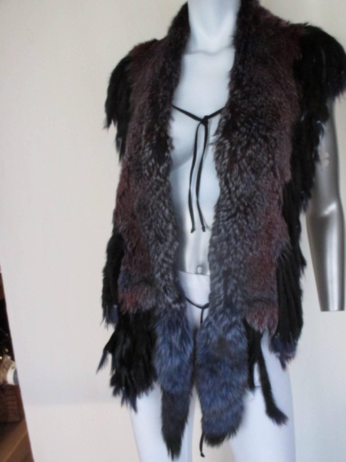 fabulous fringed dyed fox fur stole For Sale 1
