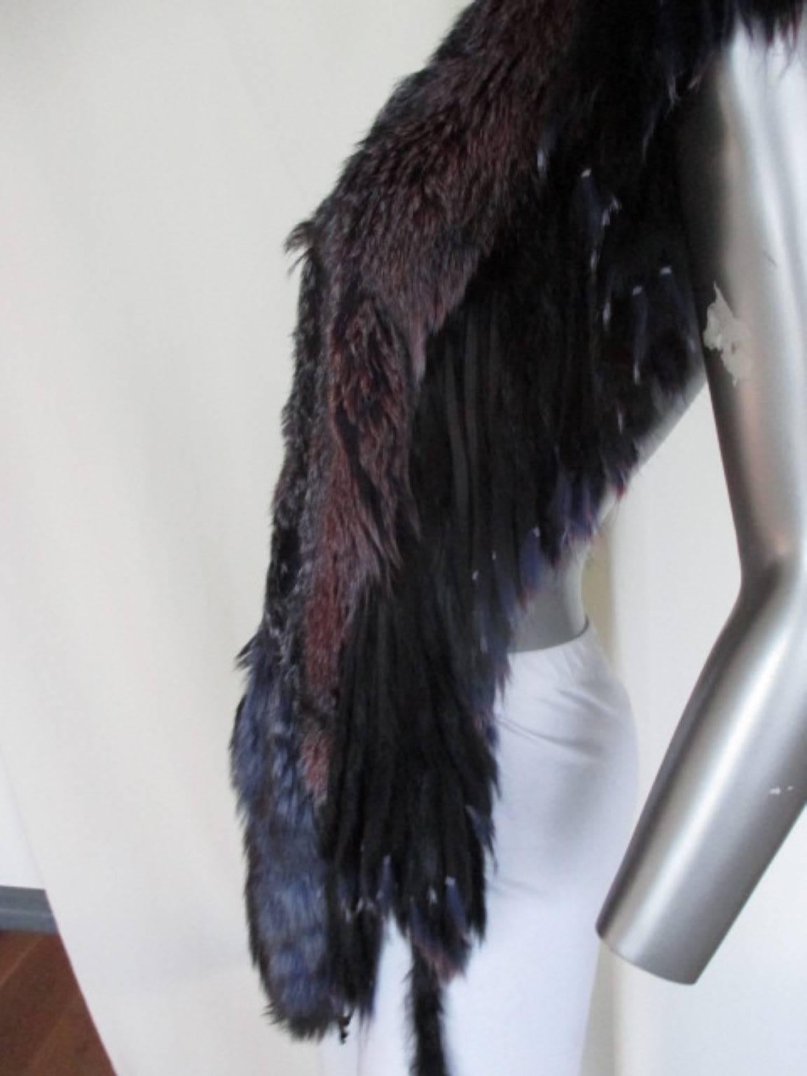 Women's or Men's fabulous fringed dyed fox fur stole For Sale