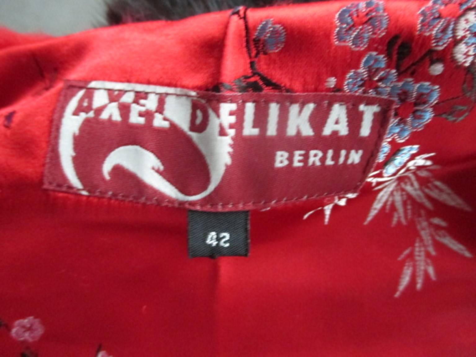 Bolero di pelliccia rossa in vendita 1