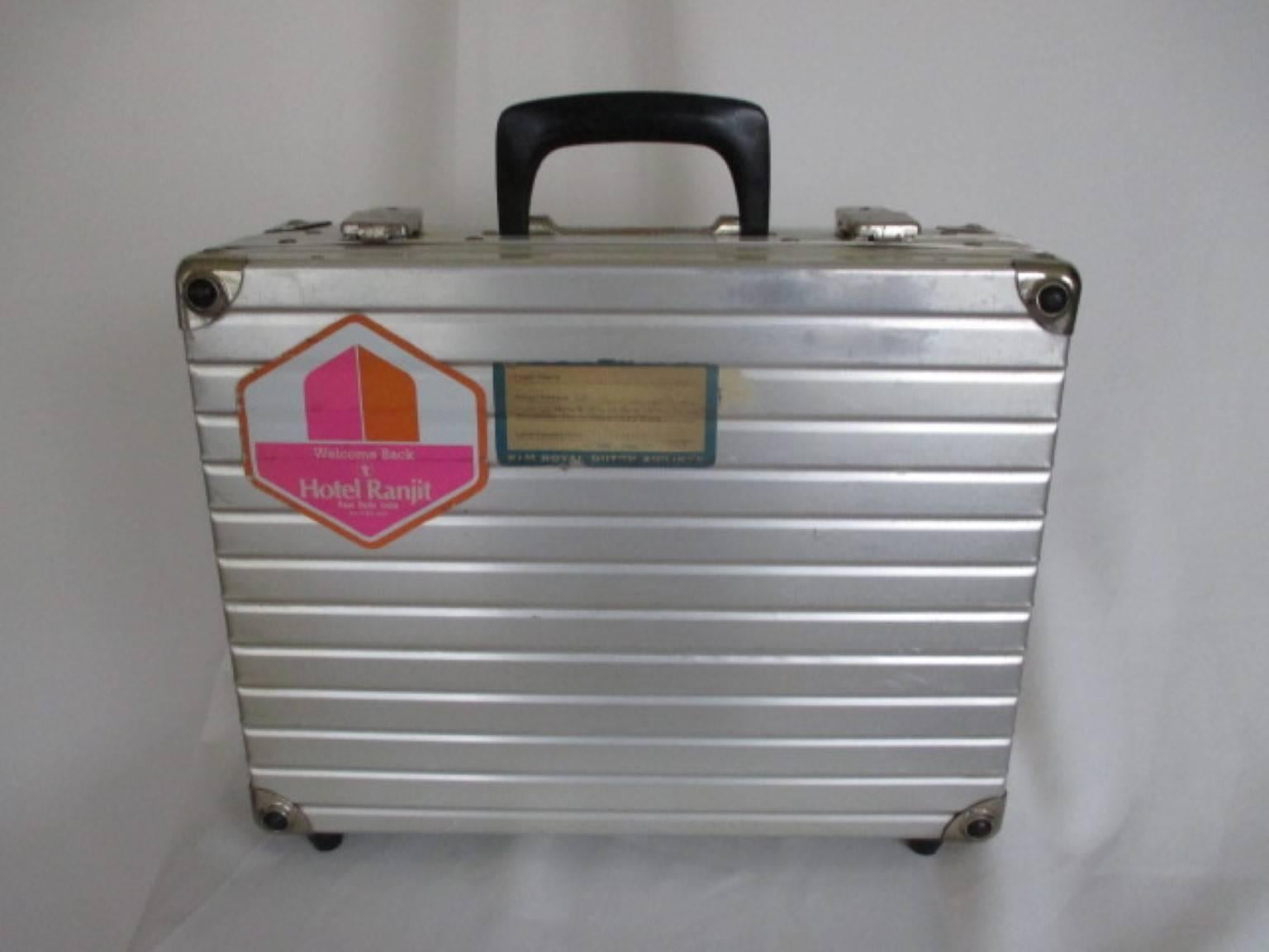 Used vintage Luggage aluminium suitcase, famous for dj traveling the world.
size is 28 cm x 37cm x 13 cm
Please note that vintage items are not new and therefore might have minor imperfections.