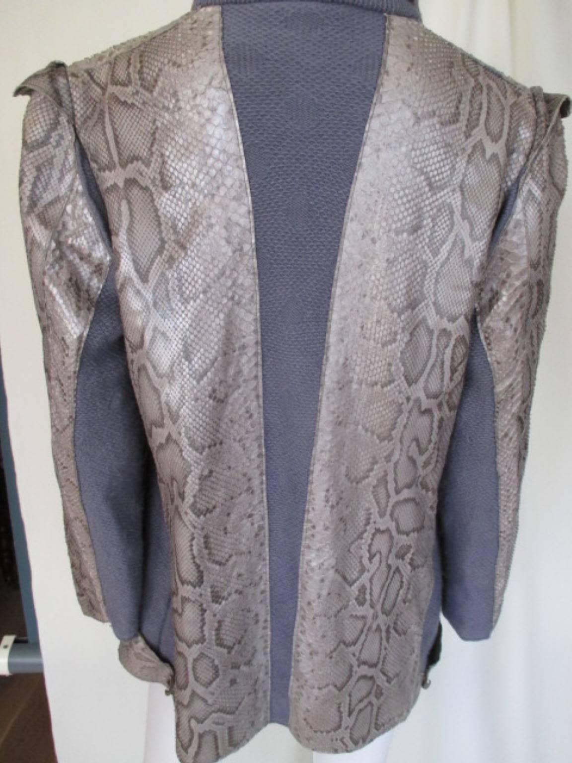 Gray Ginger ibiza made knit coat with snake appliqués, 1970s  For Sale