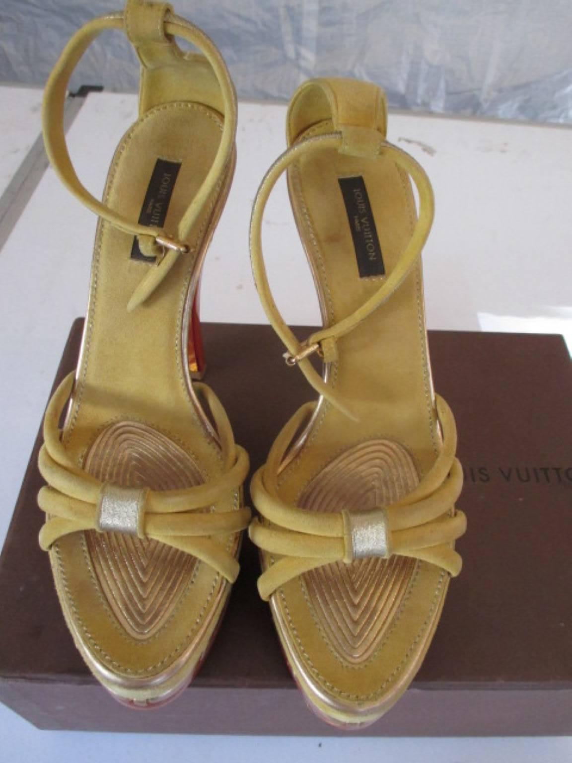 Louis Vuitton-Kollektion Cleo Pompeii-Hose mit hohem Absatz für Damen oder Herren im Angebot