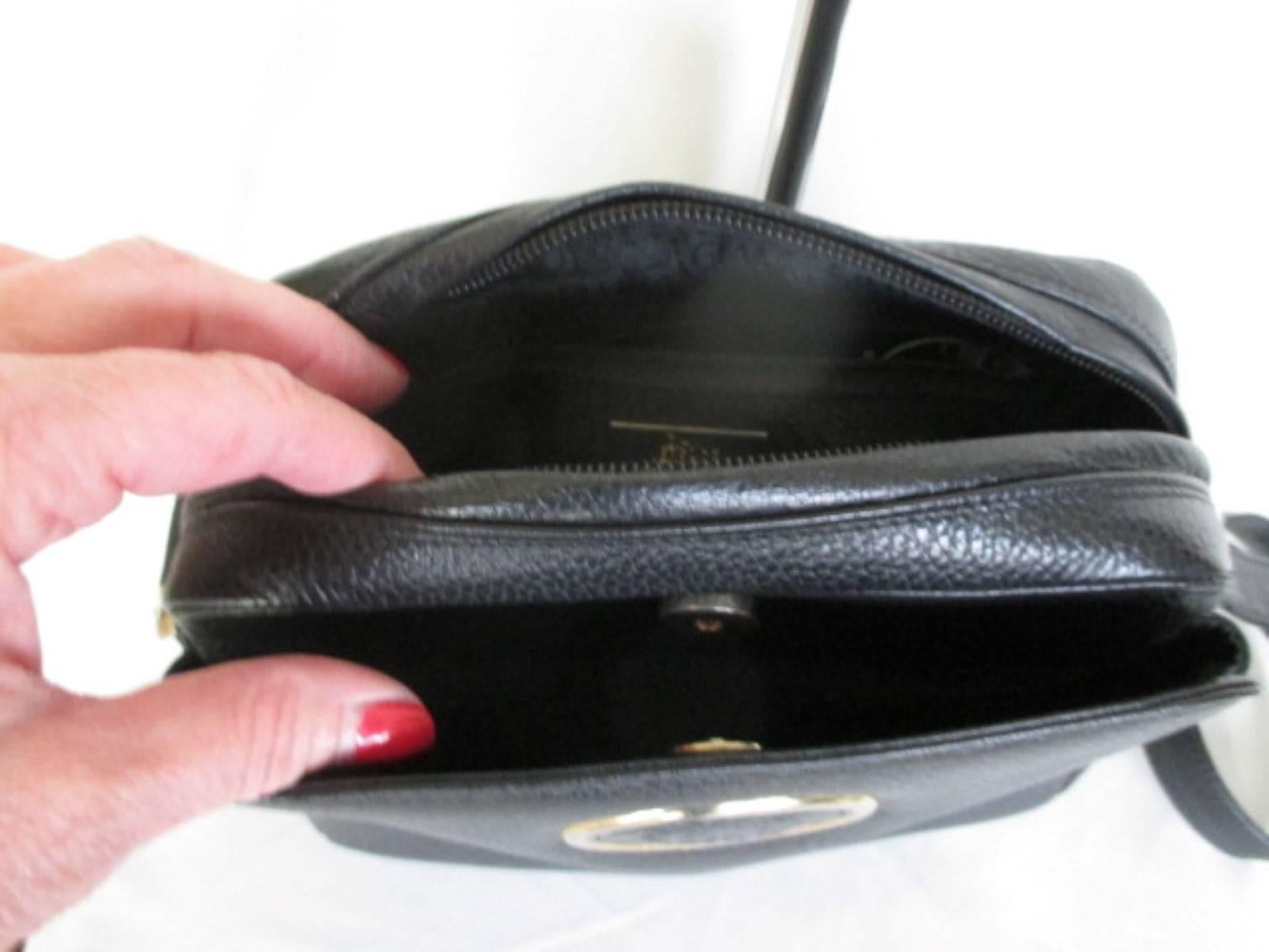 Gianni Versace black leather medusa bag For Sale 1