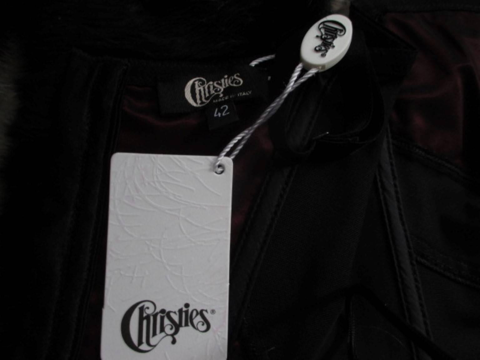 Christies Bordeaux-Bustier mit schwarzem Pelz für Damen oder Herren im Angebot