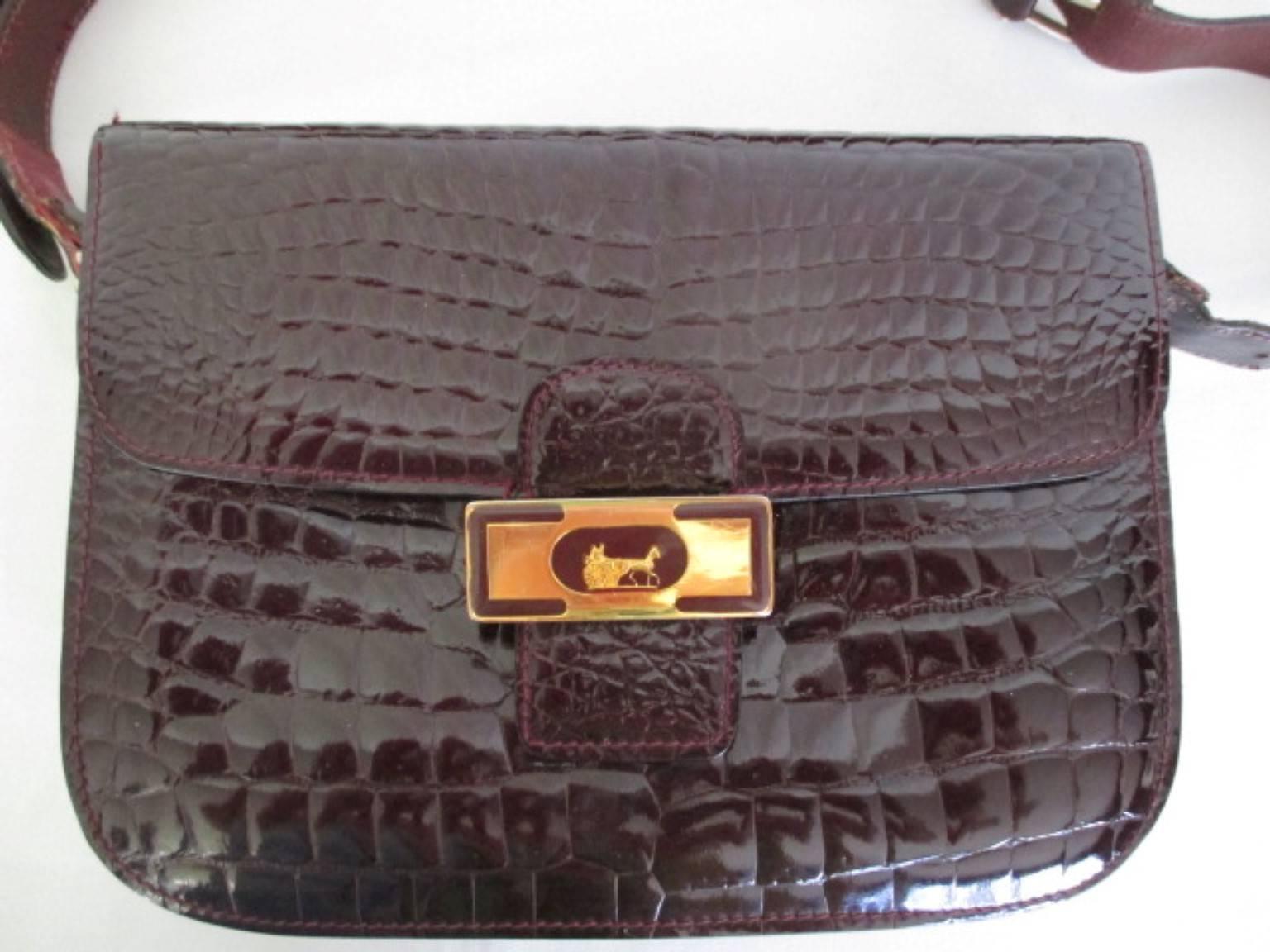 Bordeaux Crocodile Print Patent Leather Bag For Sale 2