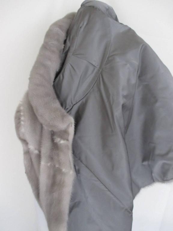 Vintage Saga Mink Silver Grey Sapphire Fur Jacket For Sale at
