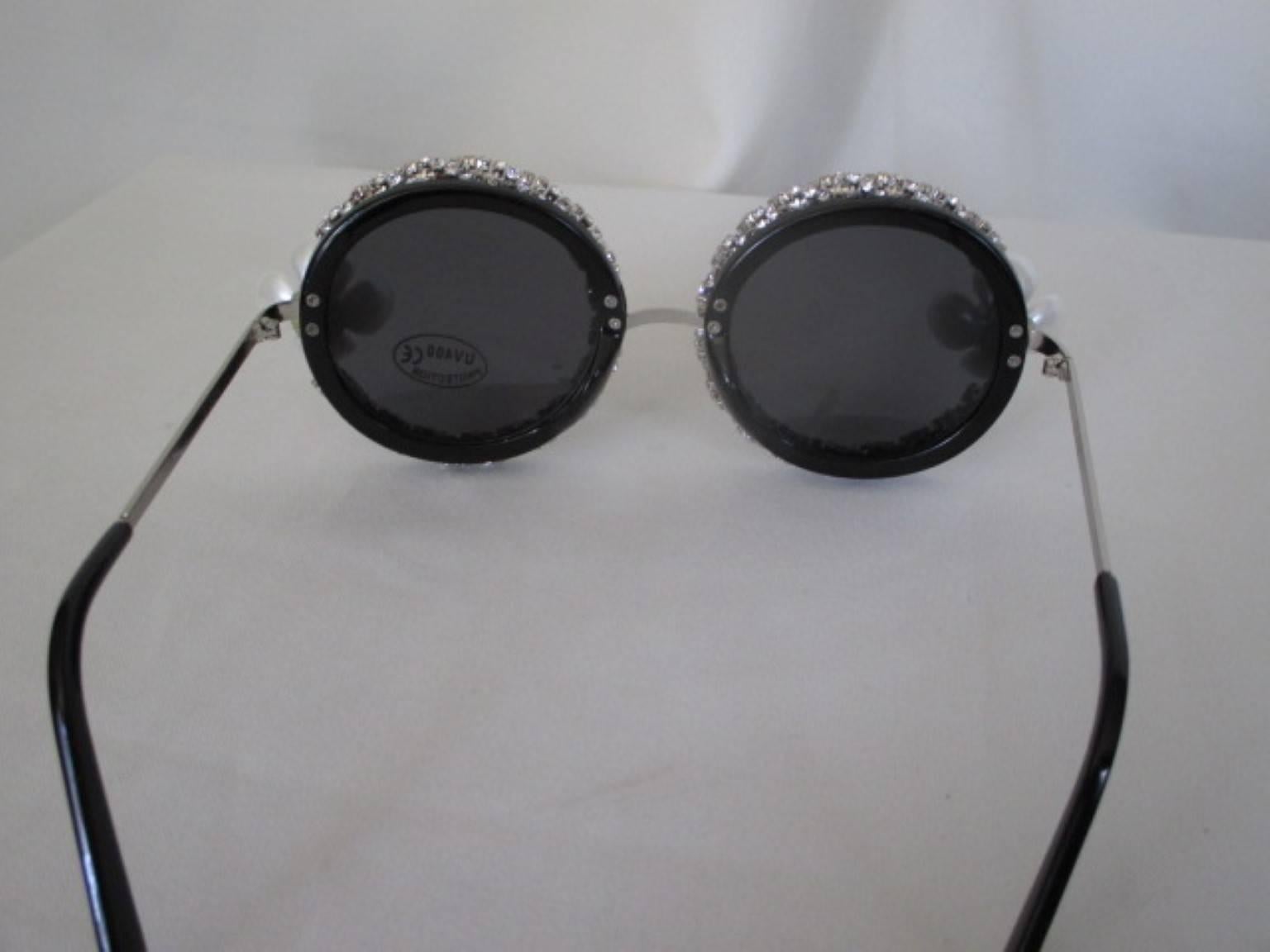 handmade fun sunglasses new In Excellent Condition In Amsterdam, NL