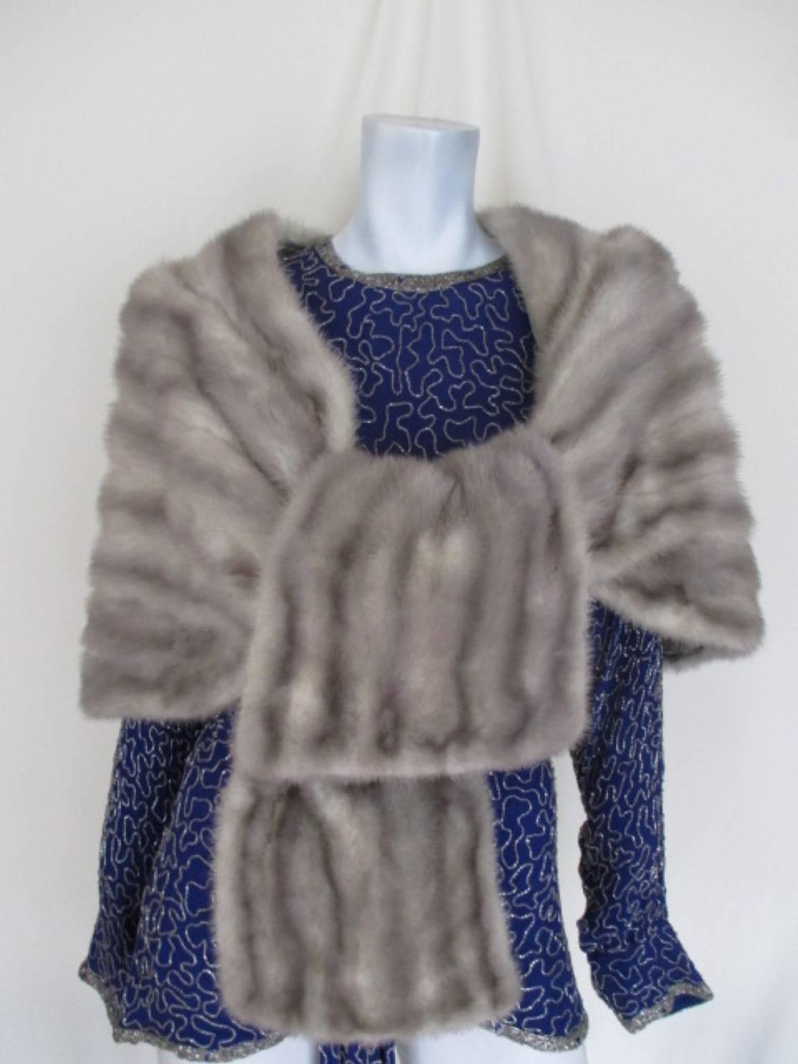 vintage grey mink fur stole In Excellent Condition In Amsterdam, NL
