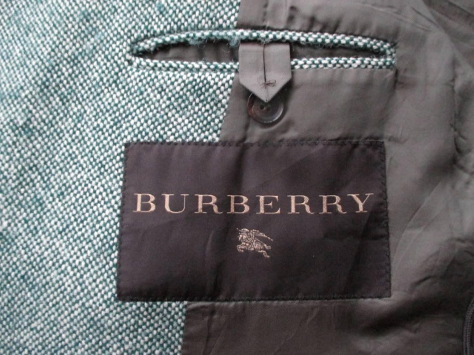 burberry green wool trench cape In Excellent Condition In Amsterdam, NL