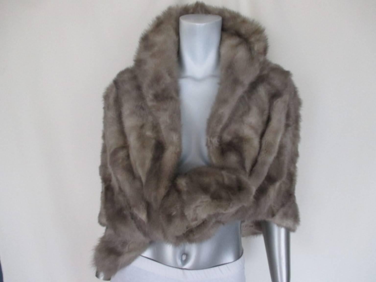 Women's or Men's vintage Grey Mink fur stole