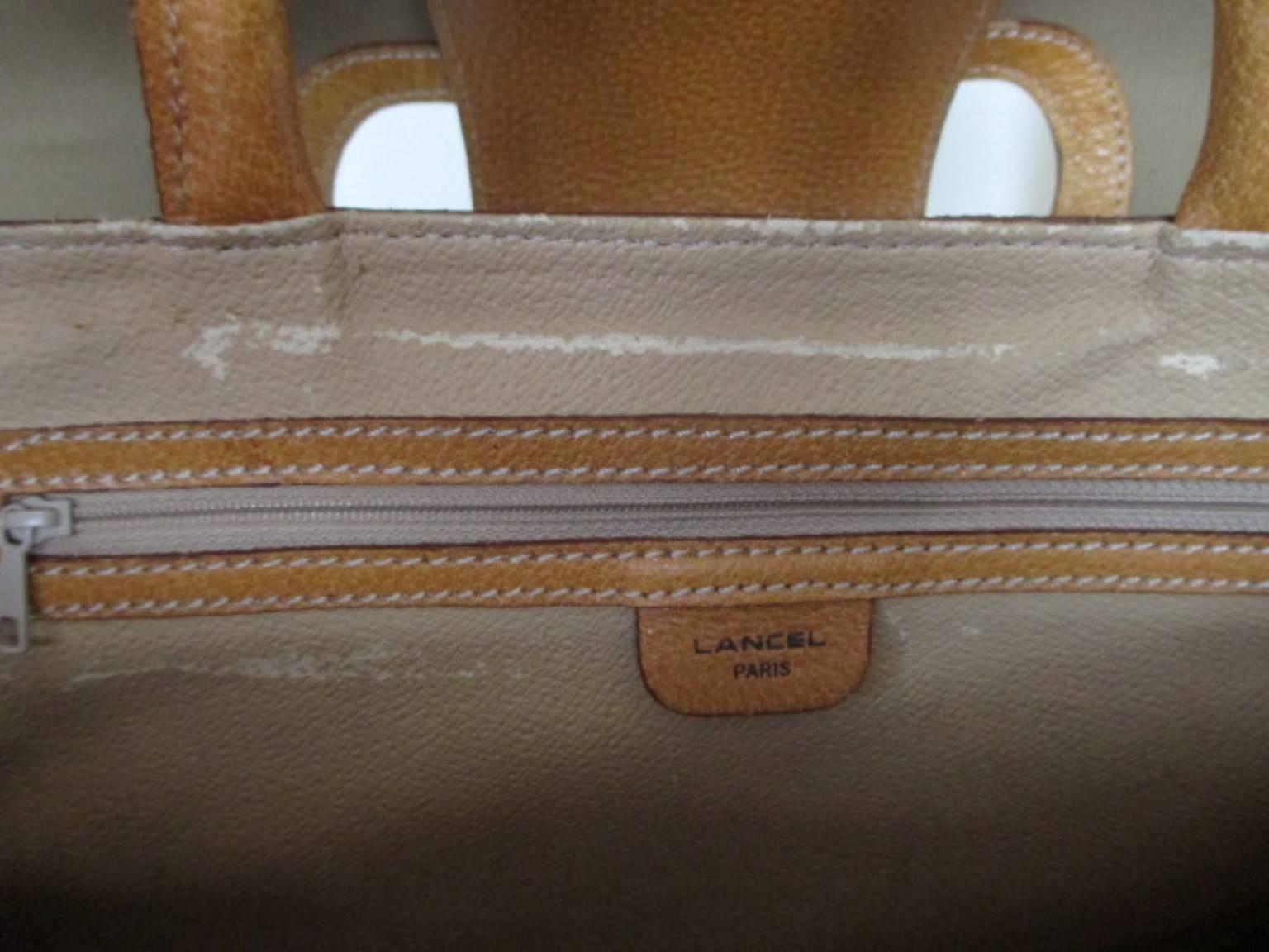 Lancel Paris Leather Travel Weekend Bag In Good Condition For Sale In Amsterdam, NL