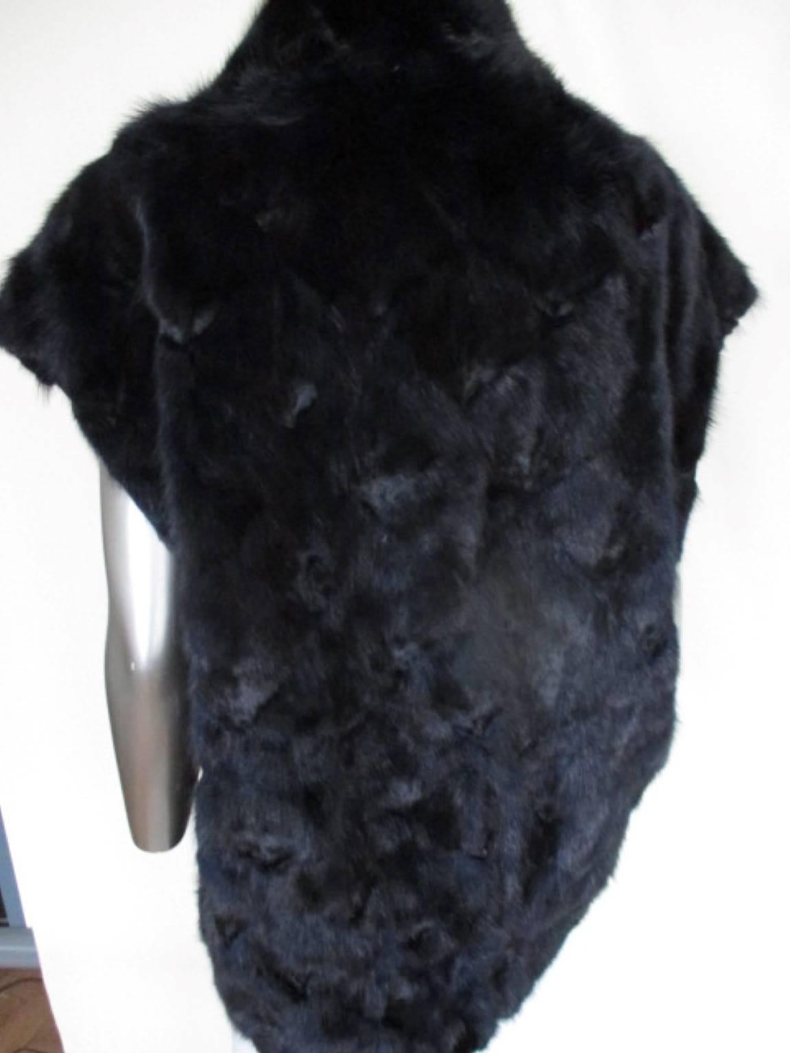 reversible mink fur vest For Sale 3