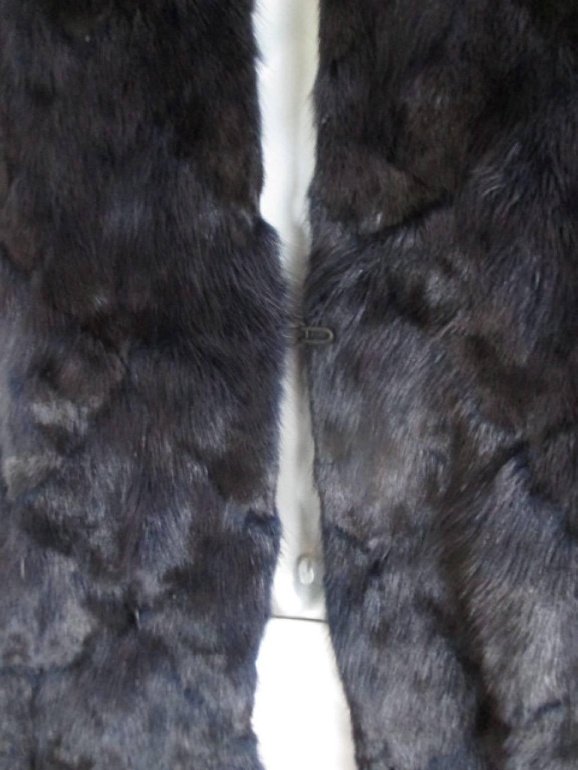 reversible mink fur vest For Sale 4
