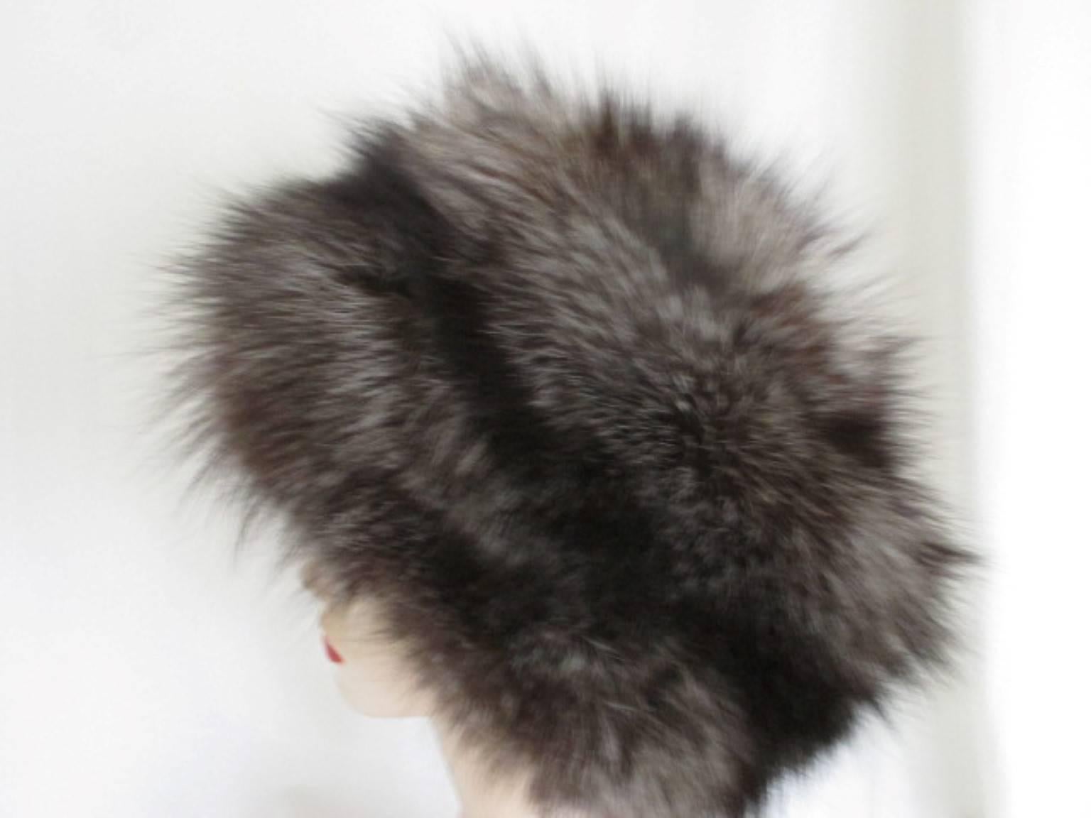 This vintage hat is made of silver fox fur 
size 59 cm / 23.22 inch