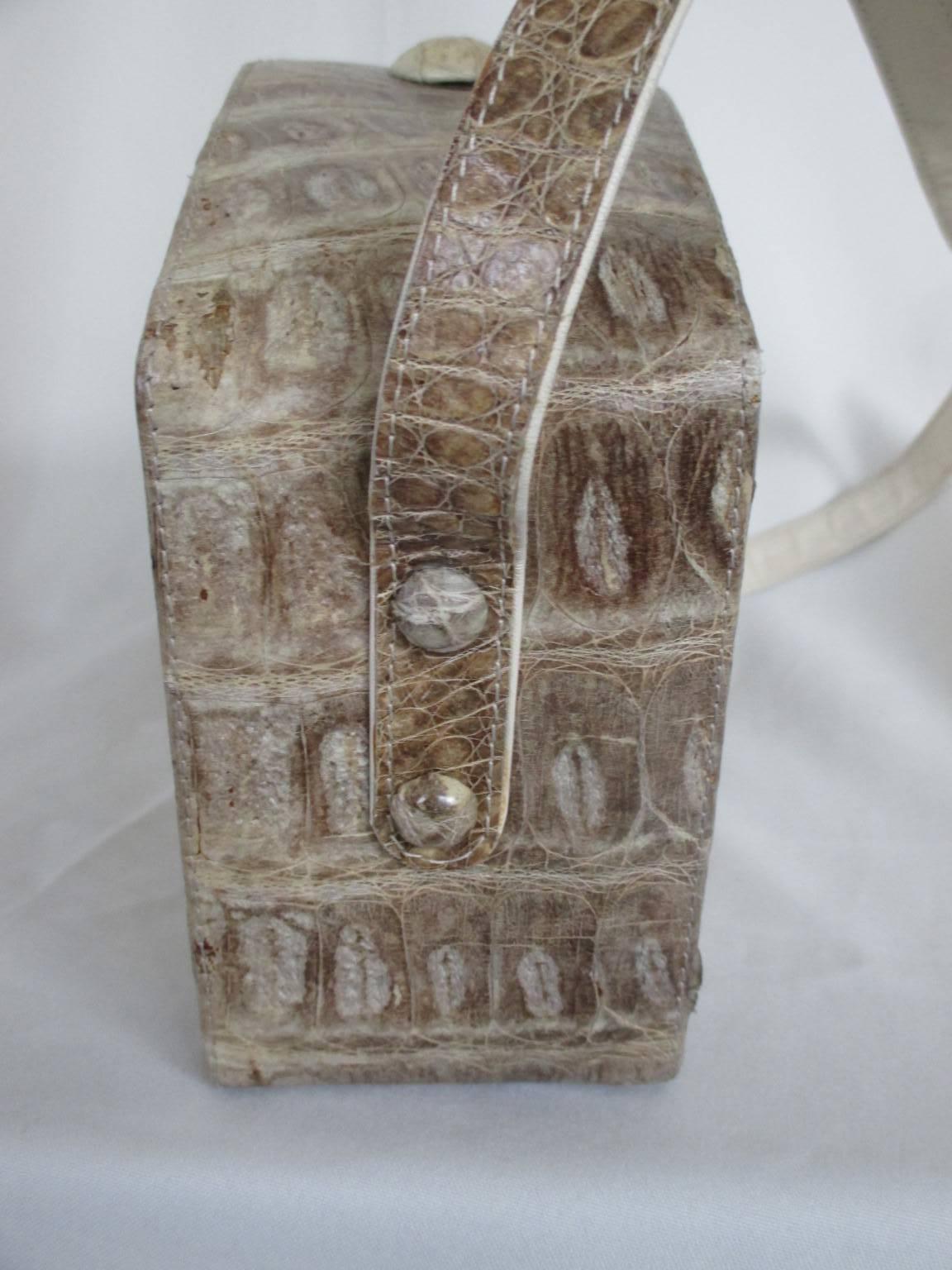Art deco Himalaya Croco Leather Cross Bag For Sale 2