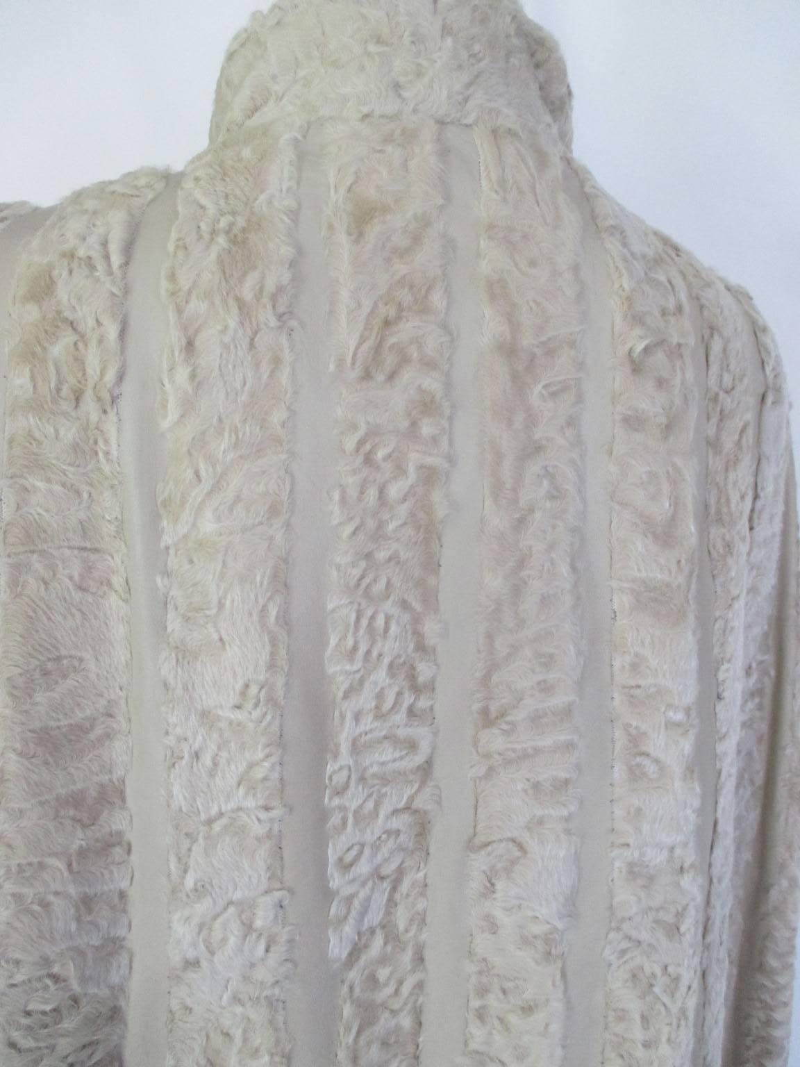 Long Persian Lamb Fur Cape In Good Condition In Amsterdam, NL