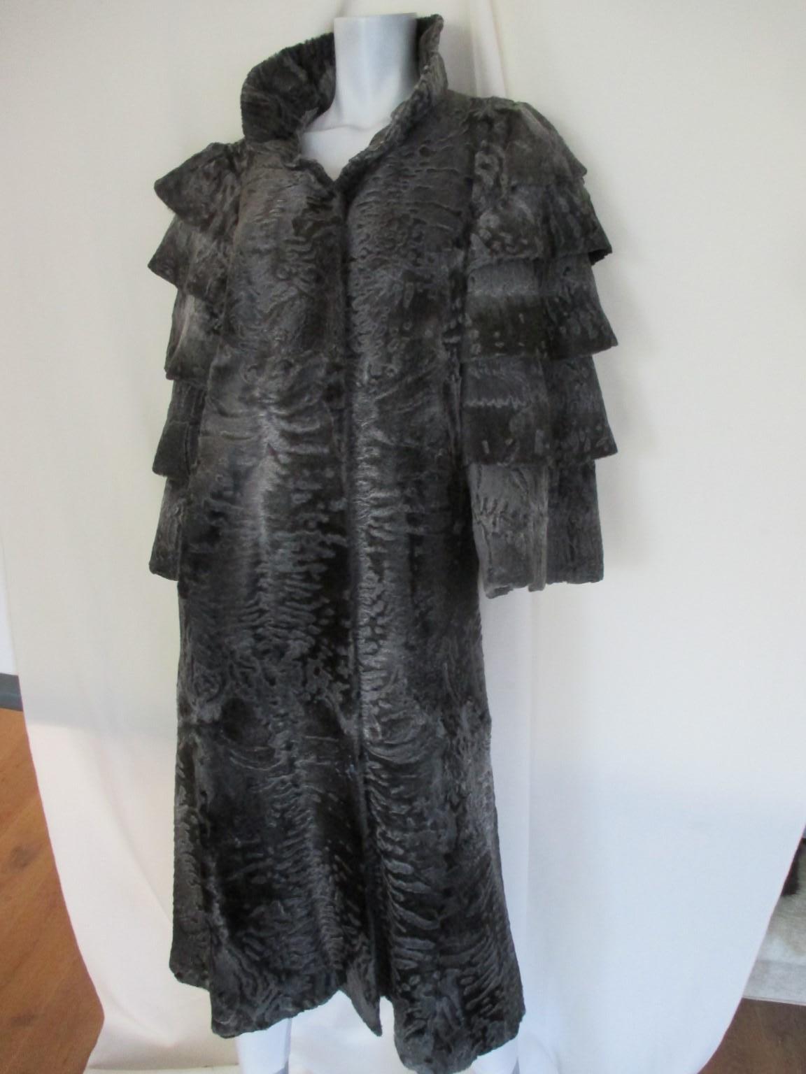 Extravagant Broadtail Lamb fur coat 5