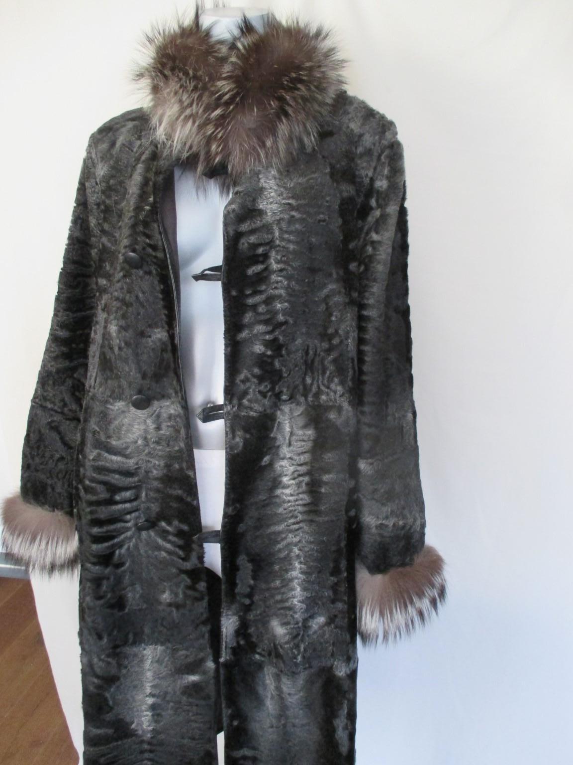 what is broadtail fur