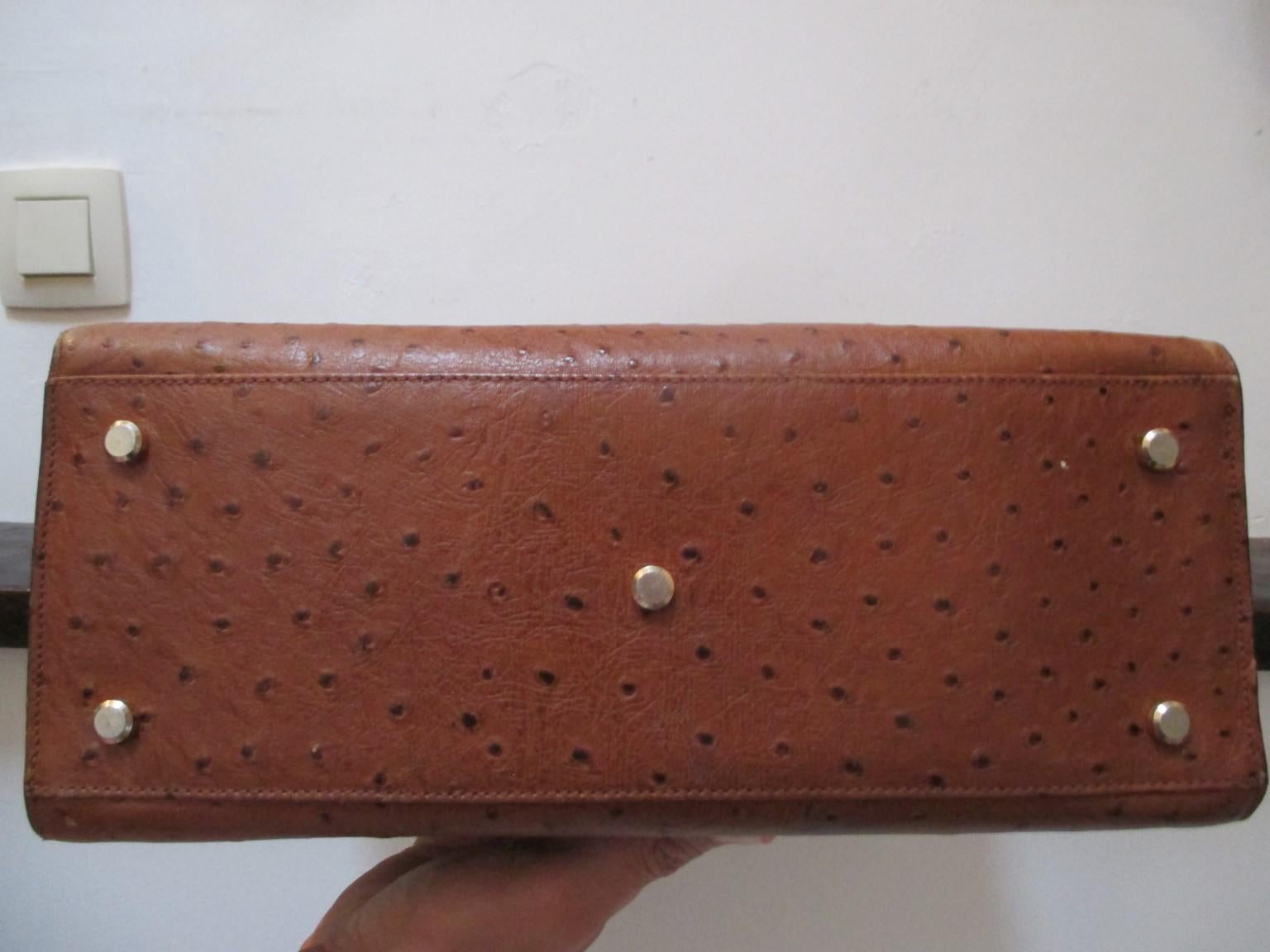 Vintage Brown Ostrich Leather Bag  In Good Condition In Amsterdam, NL
