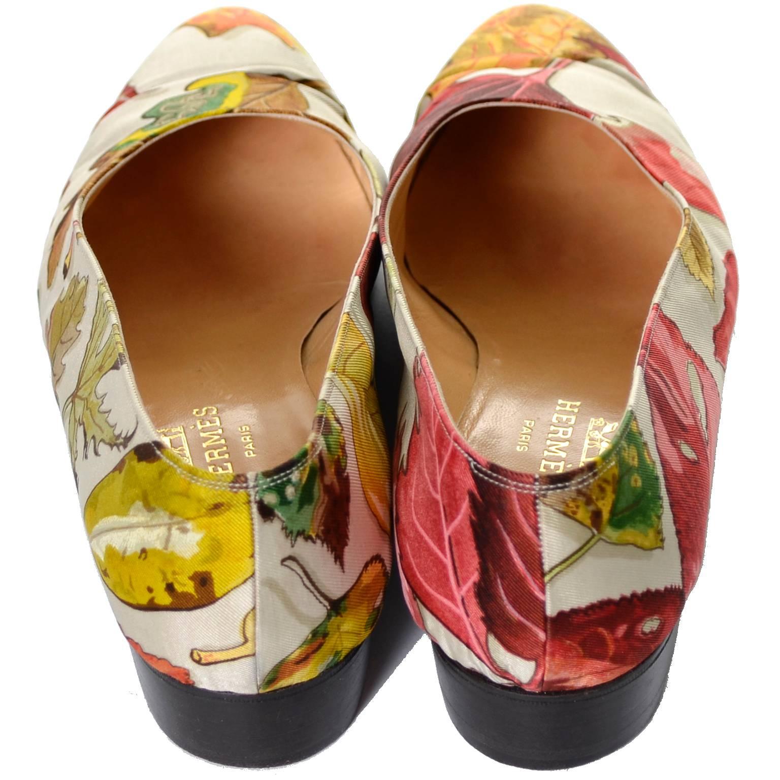 Rare Vintage Hermes Shoes Flats Silk Scarf Print With Original Box 37.5B In Excellent Condition In Portland, OR