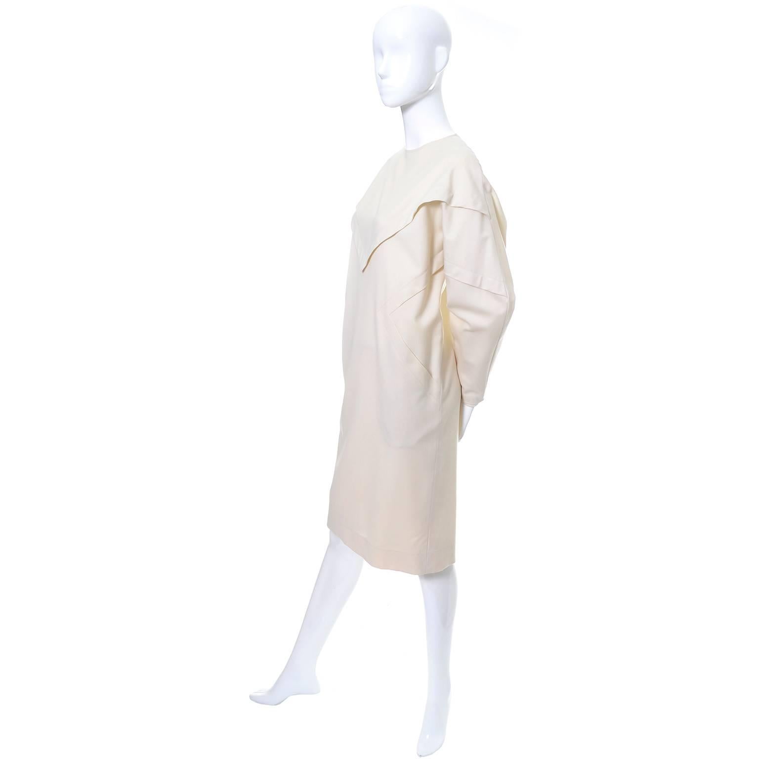 Ronaldus Shamask Avant Garde 1980's Vintage Cream Wool Dress Size 6/8 In Excellent Condition For Sale In Portland, OR