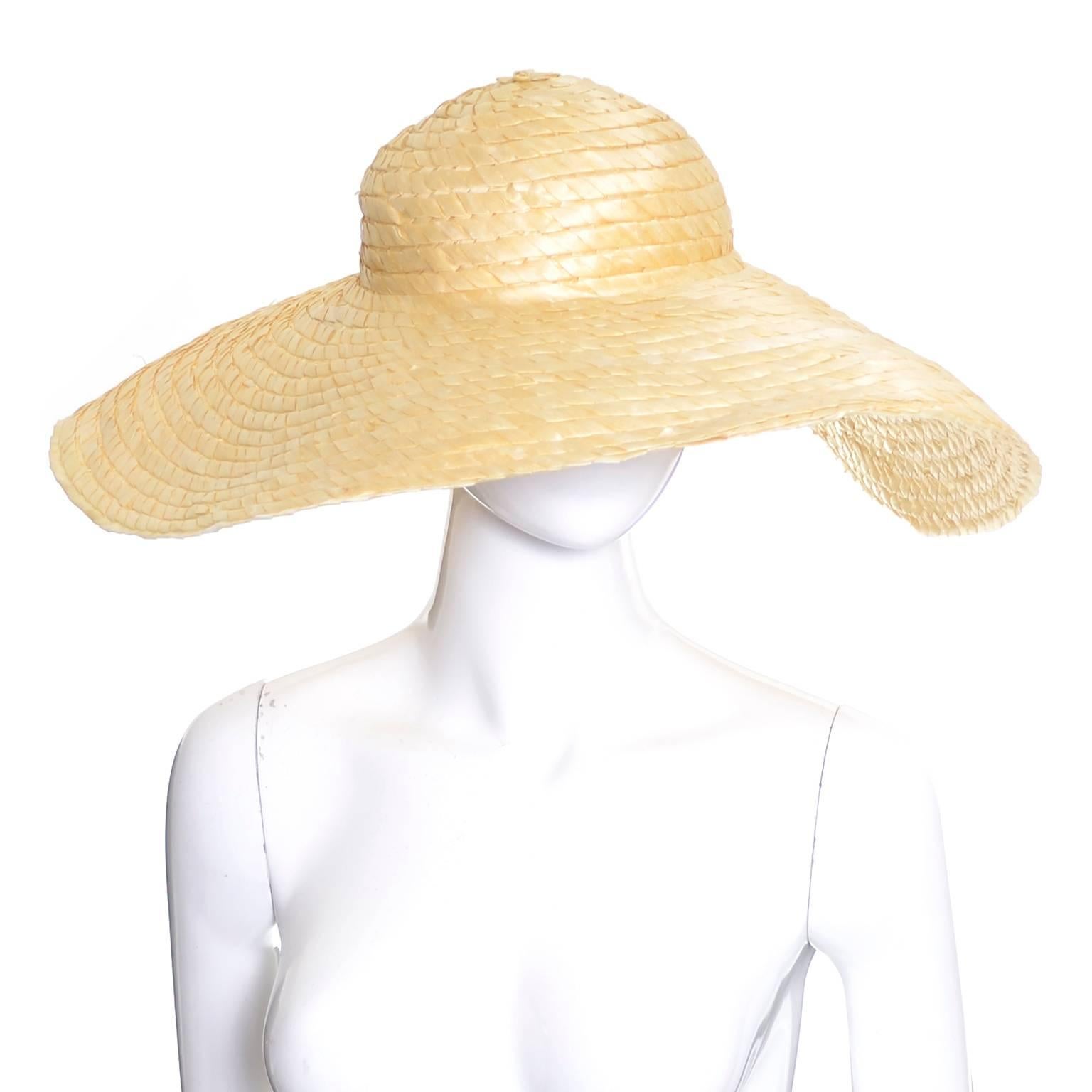 1940s I Magnin Vintage Hat Extra Wide Brim Floppy Straw In Excellent Condition In Portland, OR