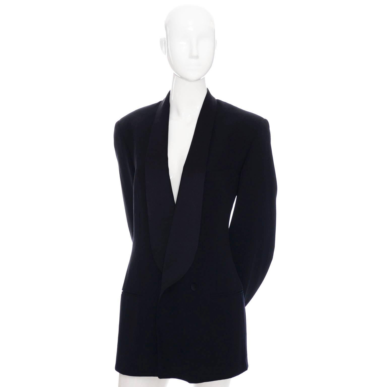 This incredible shawl collar vintage Armani Tuxedo jacket was made in Italy and has the Giorgio Armani black label, which indicates that it was made of Armani's finest materials and with exceptional details. This is one of the finer tuxedo jackets