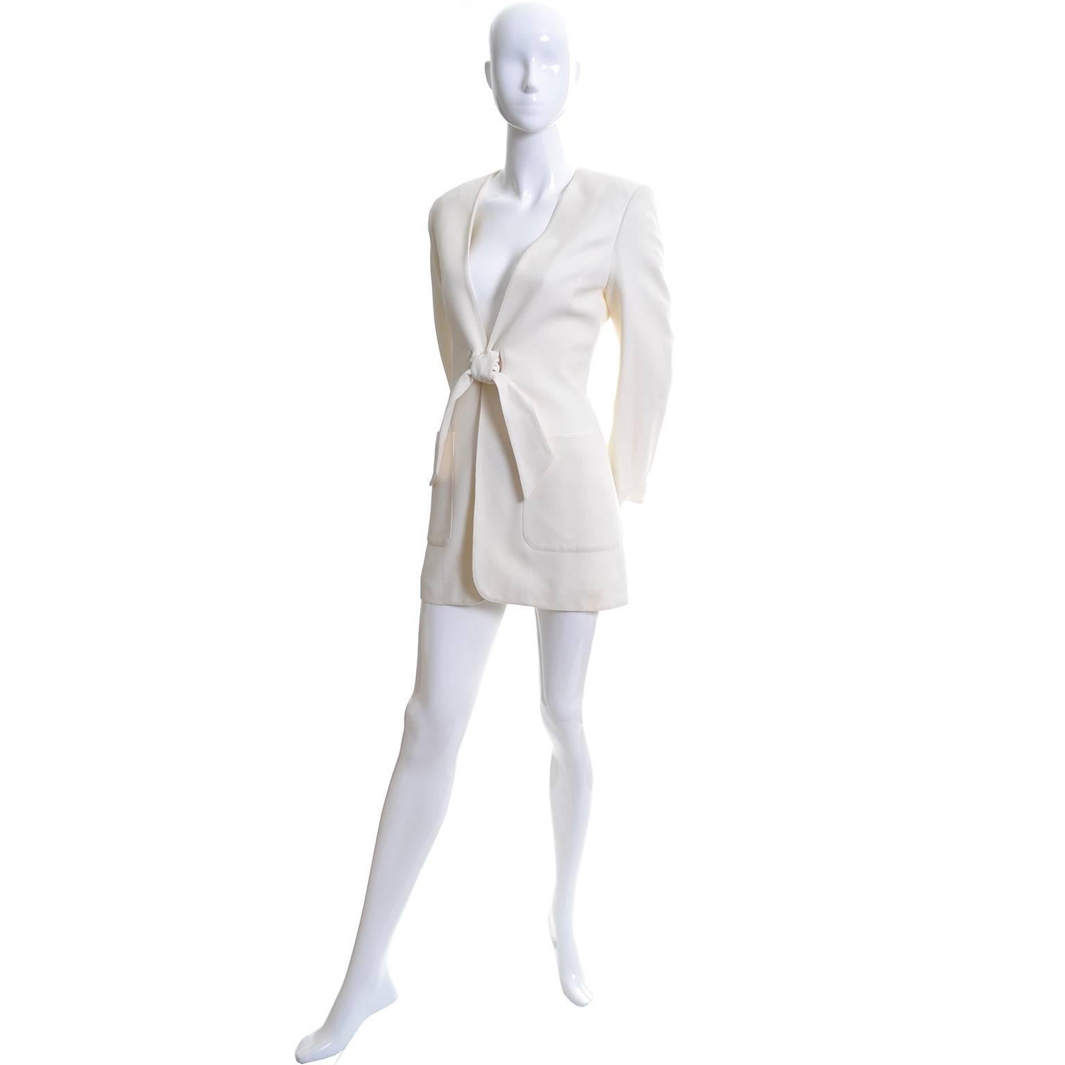 Gray 1980s Claude Montana Vintage Blazer Jacket Size 6 Cream Silk For Sale