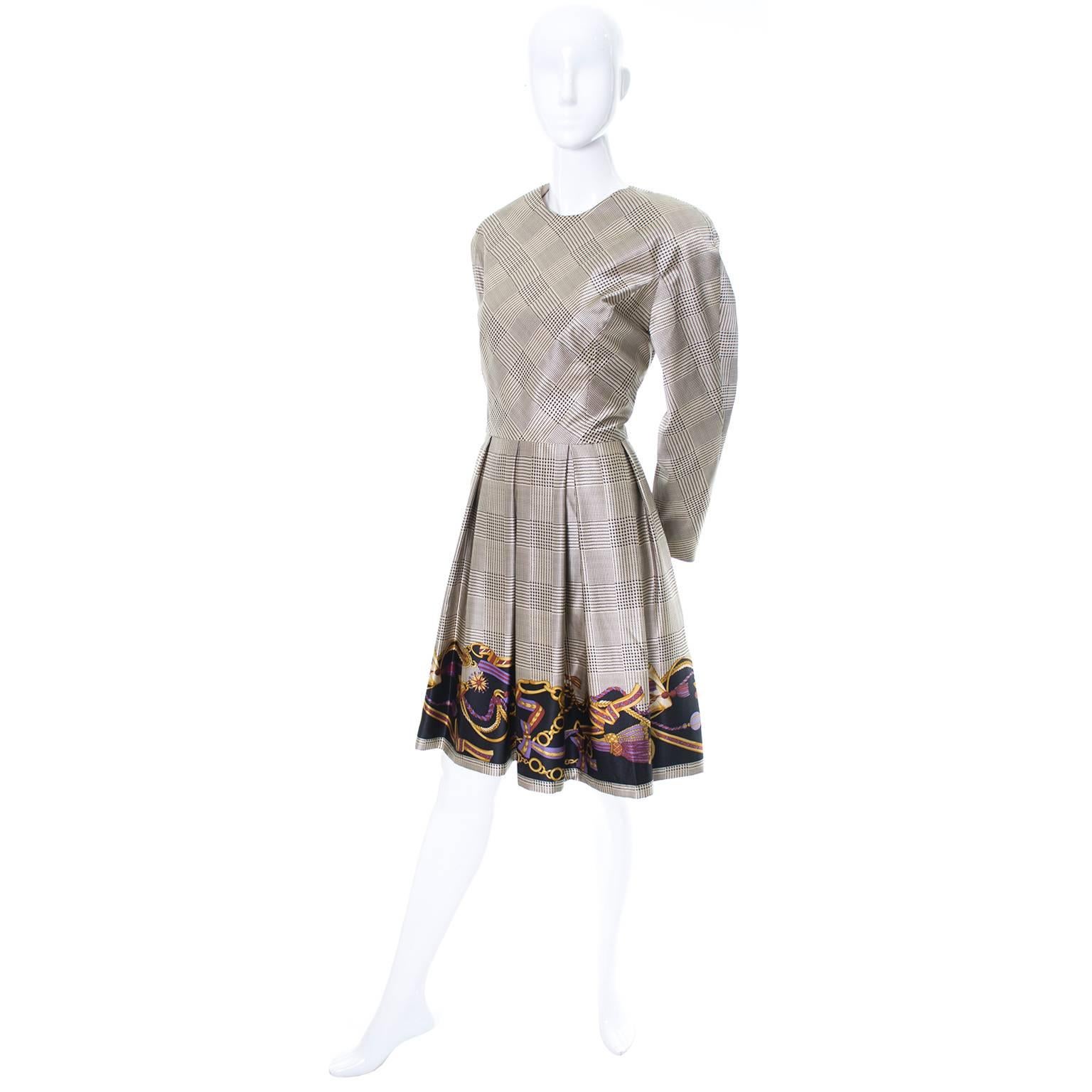 This pretty silk vintage dress was designed by Bill Travilla, the designer who was one of Marilyn Monroe's favorites! He designed the costumes for Gentlemen Prefer Blondes, How to Marry a Millionaire and The Seven Year Itch, among many others.  A