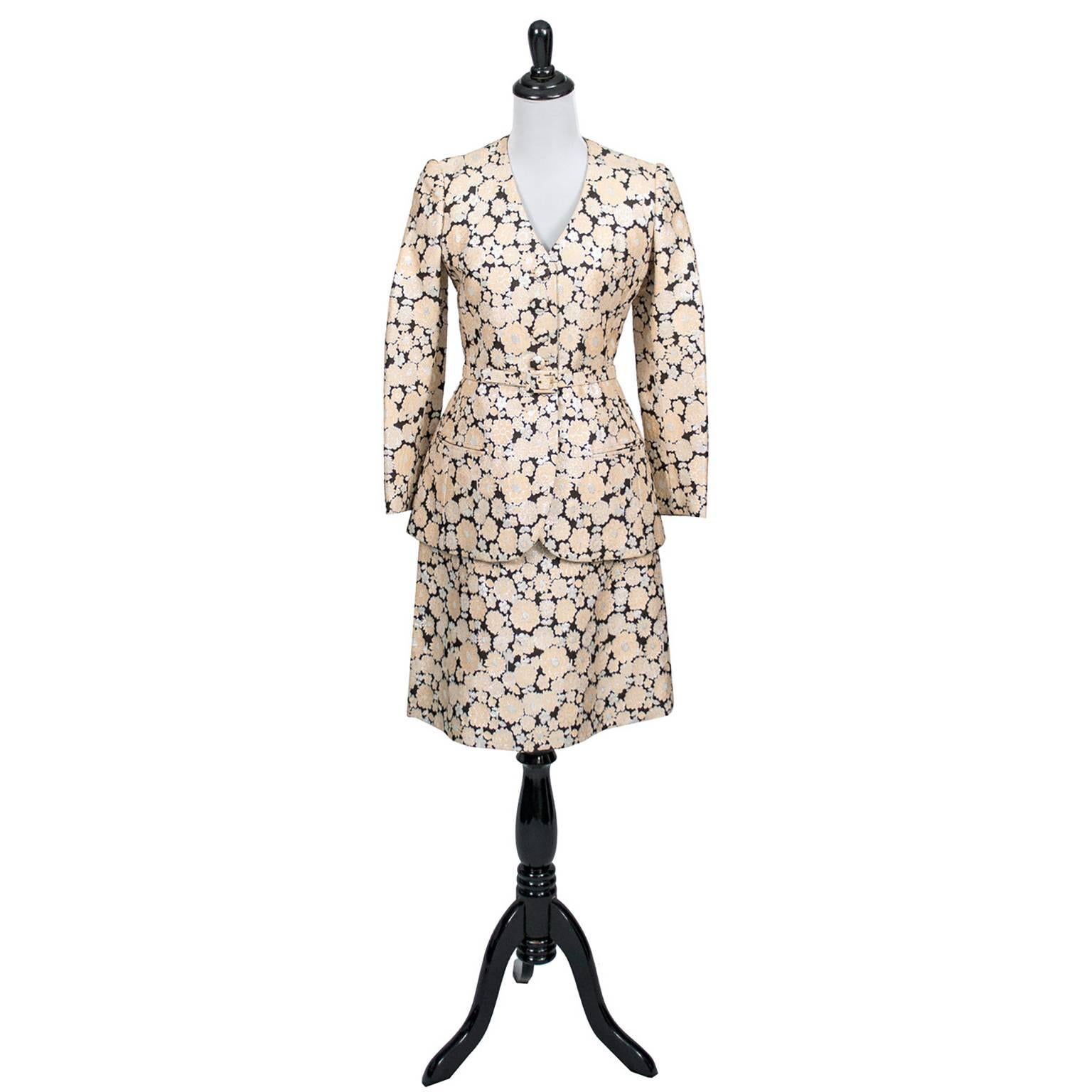 Beige 1960s Metallic Vintage Brocade Skirt Suit from Prominent Estate Size 4/6