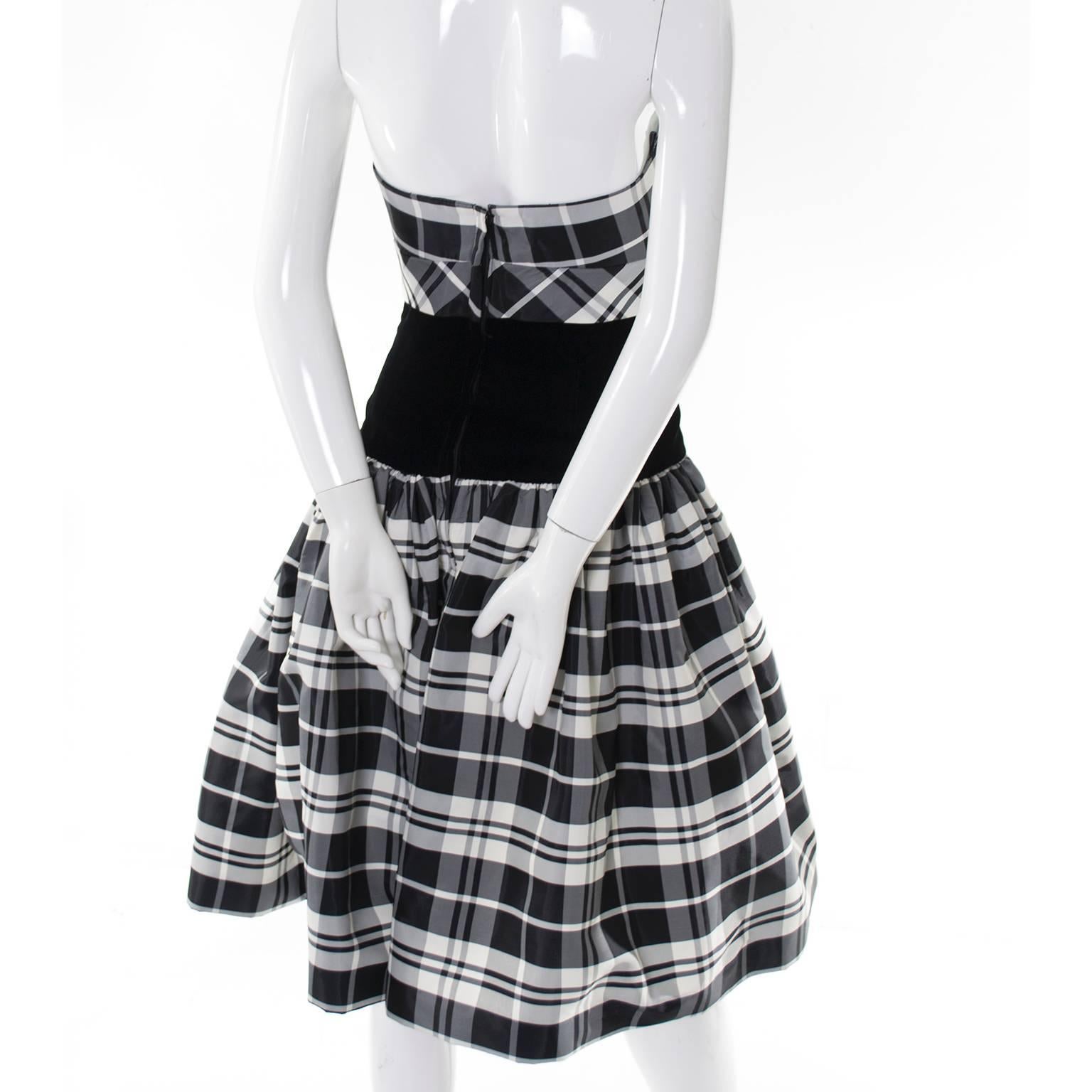 Victor Costa Vintage Strapless Dress in Black & White Tartan Plaid & Velvet In Excellent Condition In Portland, OR