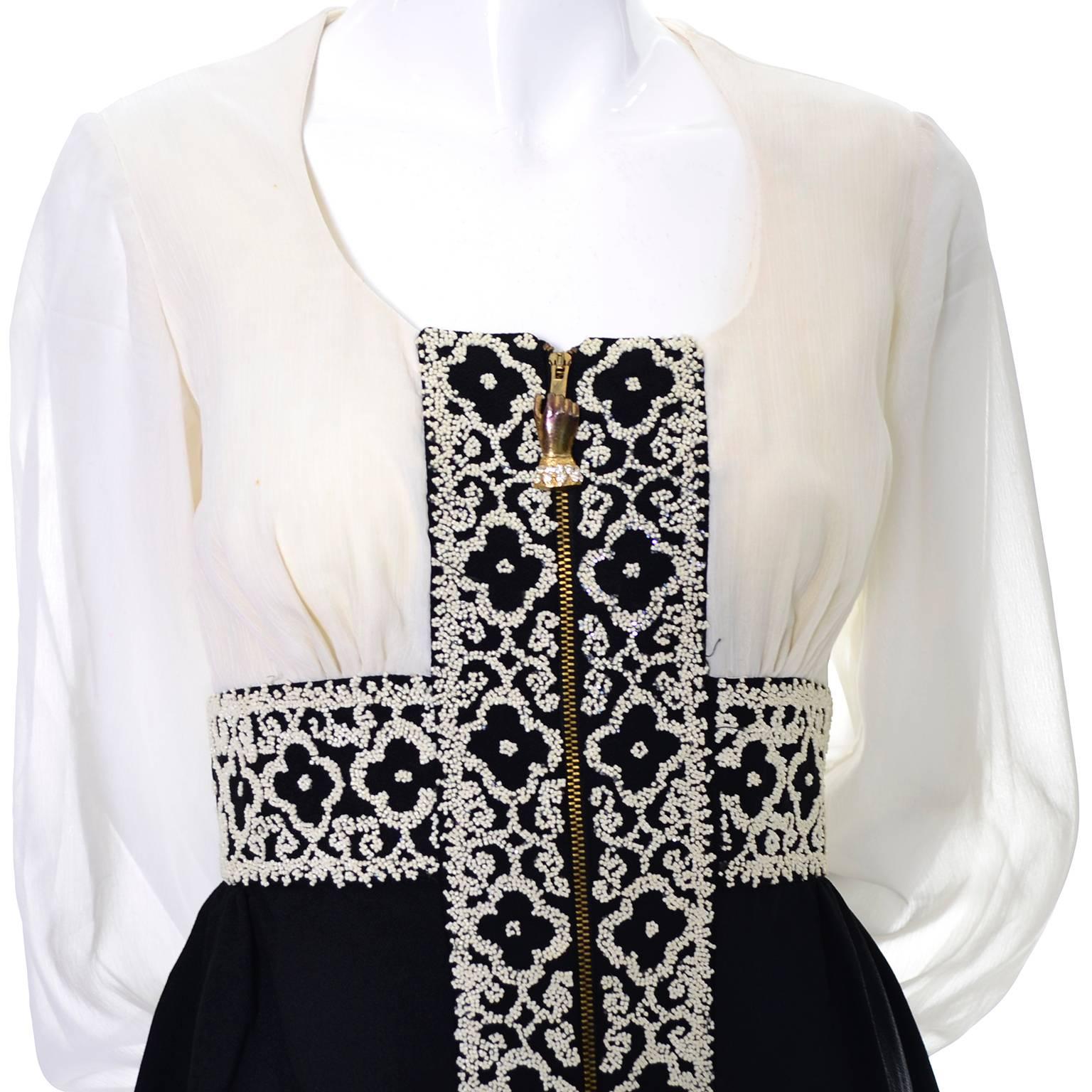 Vintage Beaded Black and Ivory Dress Hand Zipper Pull Chiffon 8 In Excellent Condition In Portland, OR