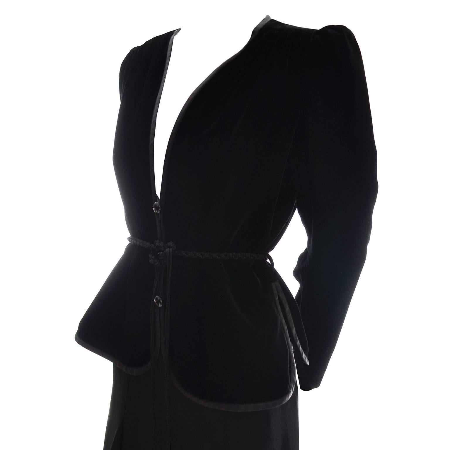 This is an extraordinary elegant 2 piece evening ensemble from Yves Saint Laurent. This sensational outfit is in excellent condition, has a beautiful long pleated rayon blend skirt with a side zipper and a gorgeous velvet top or blazer with the same