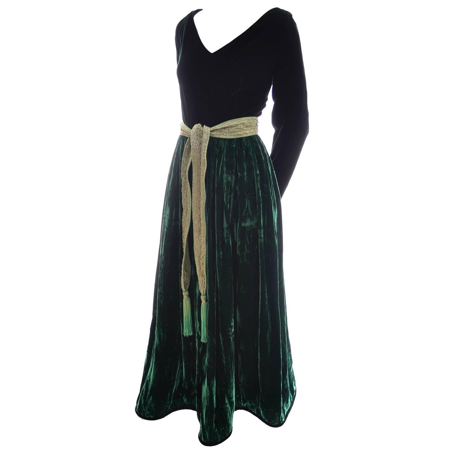 Oscar de la Renta Vintage Green Velvet Evening Gown Formal Dress