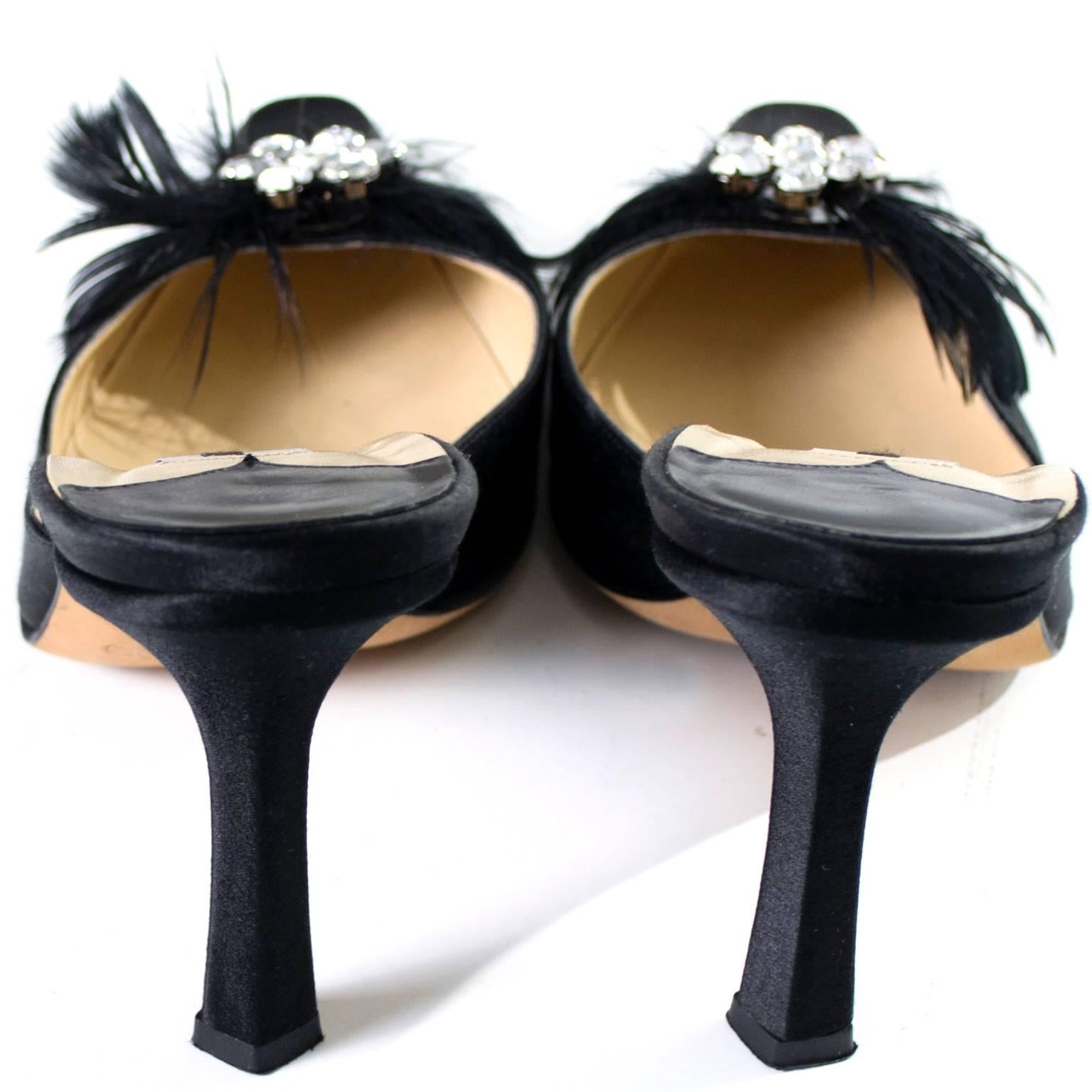 Jimmy Choo Noir Satin Chaussures Rhinestones Plumes Talons Taille 37 en vente 1