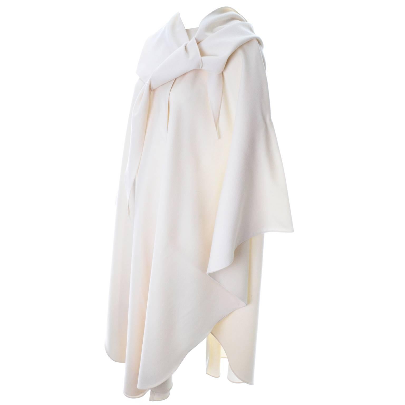 Winter White Wool Designer Yeohlee Hooded Cape Cloak One Size As New