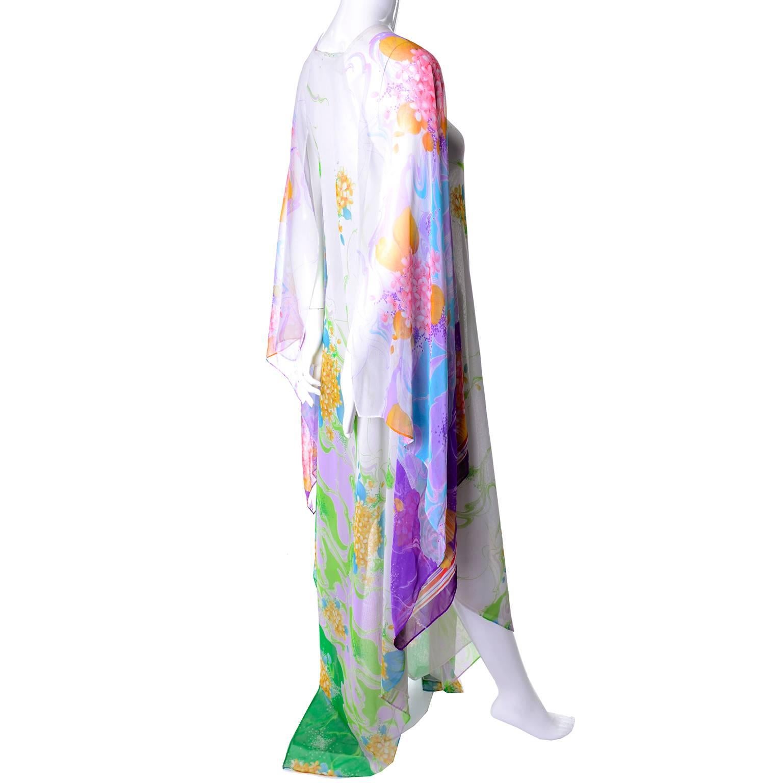 Women's 1970s Vintage Chiffon Caftan Flowing Floral Print 