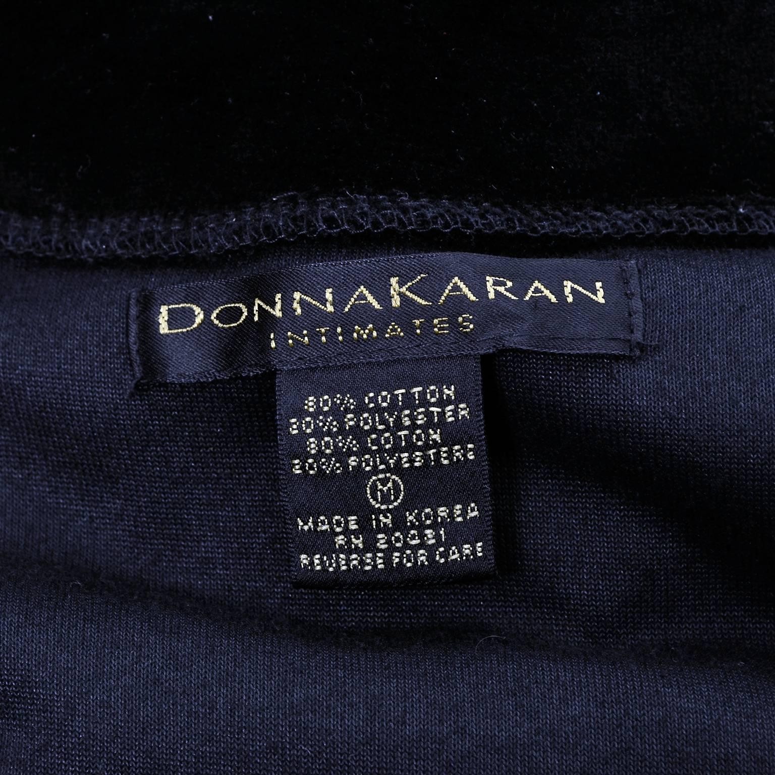 1990s Donna Karan Intimates Black Label Vintage Velveteen Robe Zip Front Medium 2