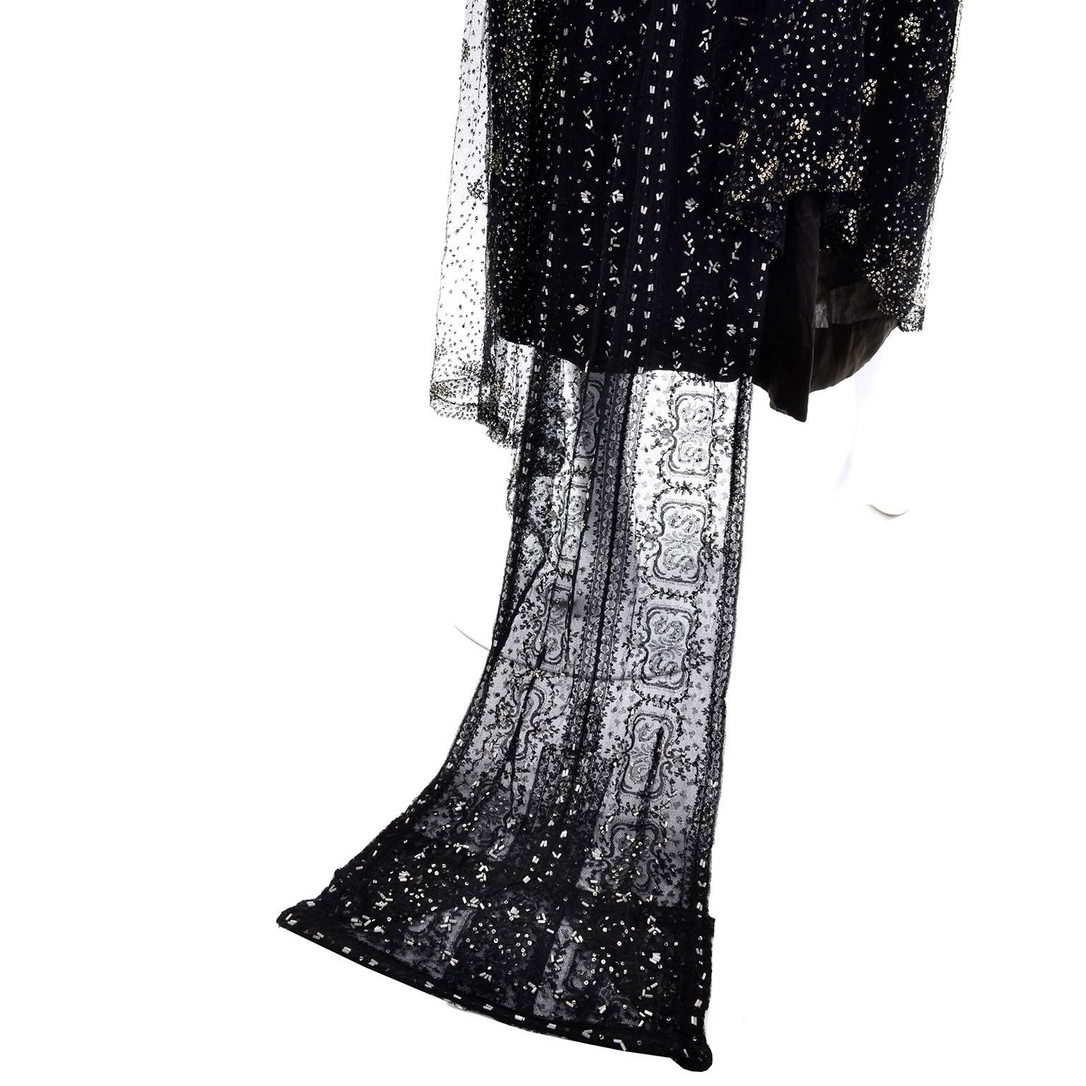 Robe vintage édouardienne en dentelle perlée avec mini traine en forme d'étoile, années 1910 en vente 3