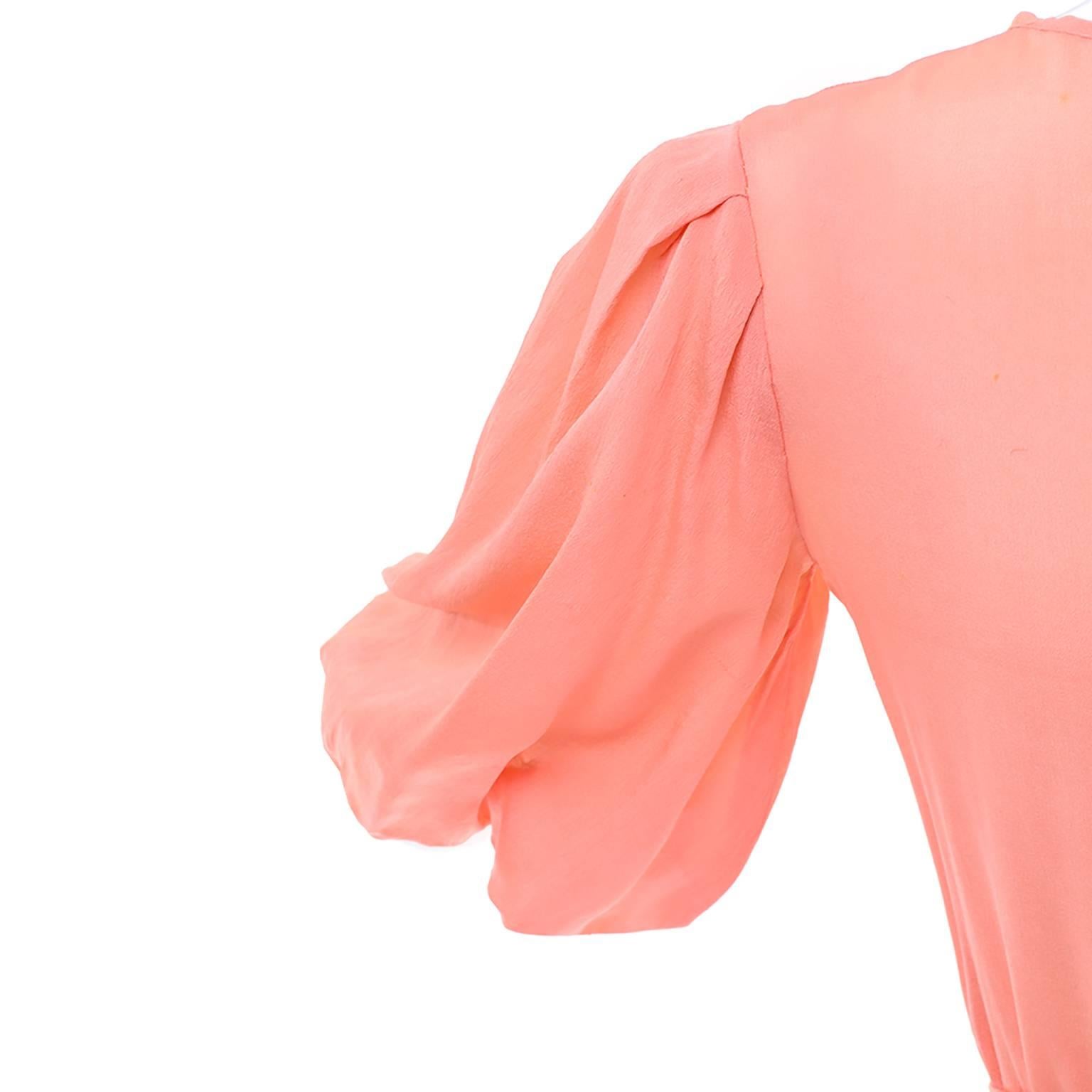 Women's 1930s Peach Silk Vintage Dress With Silk Flower Applique Size 6