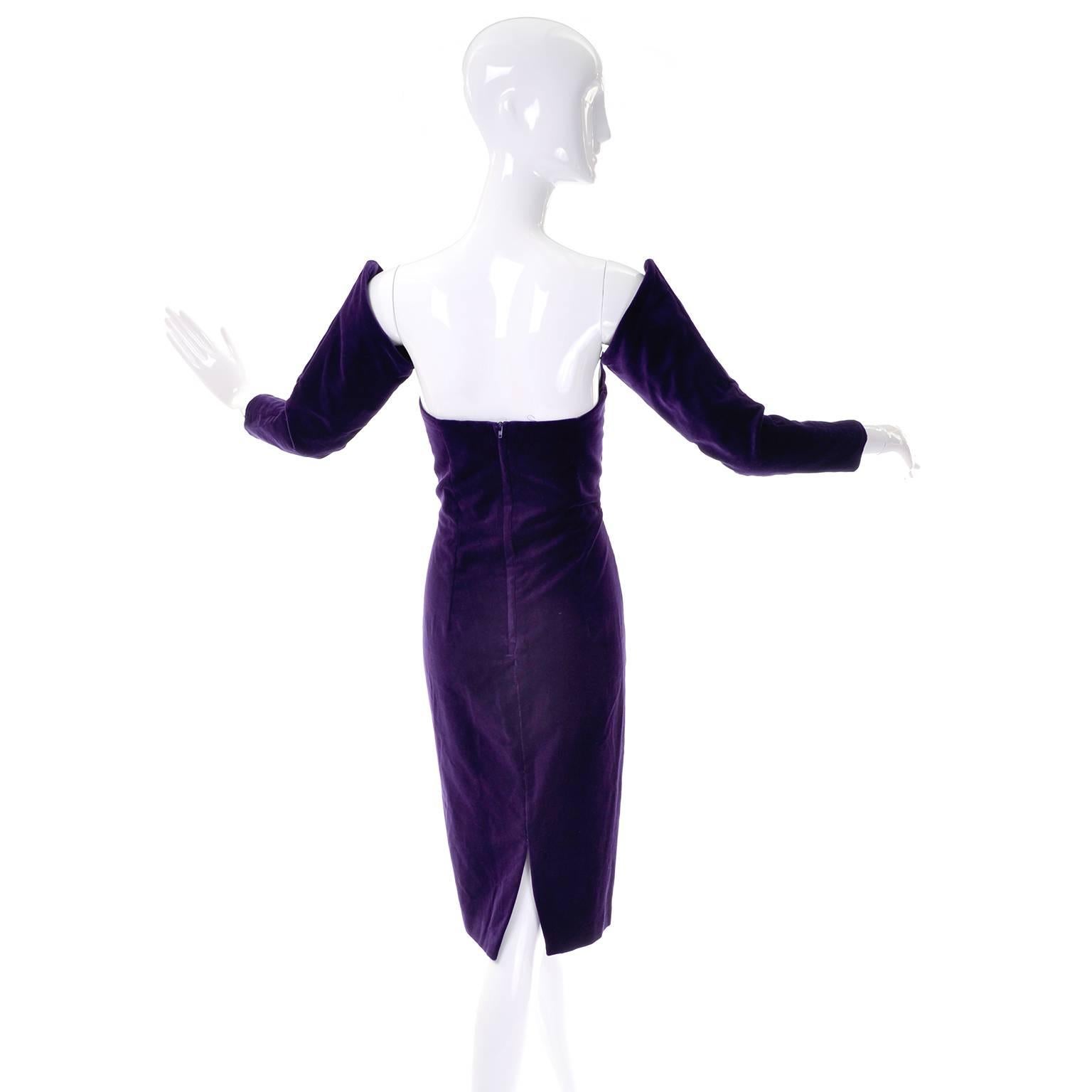 Violet Travilla - Robe sans bretelles en velours violet avec manches détachées, années 1980 en vente