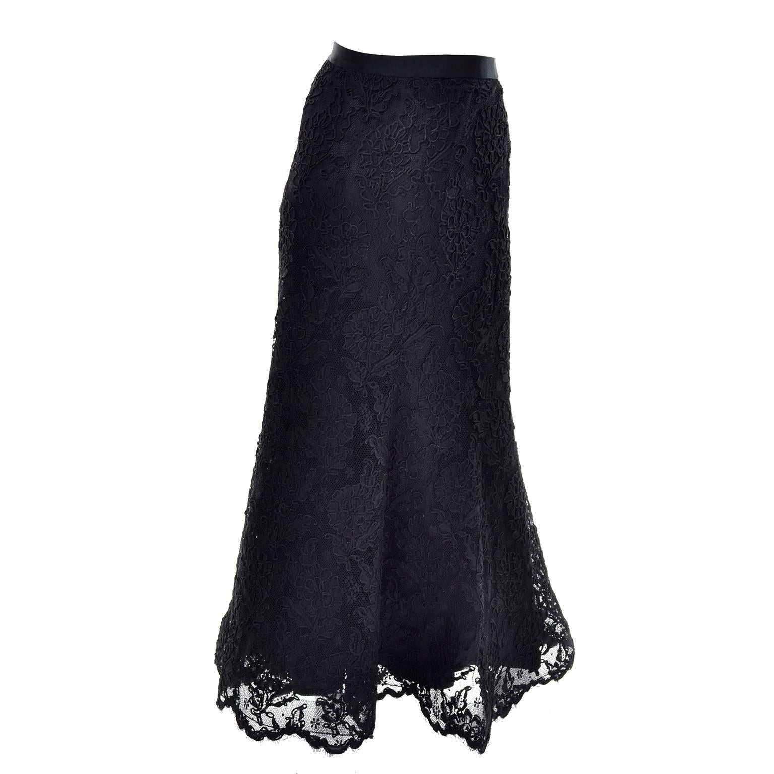 Women's Oscar de la Renta Vintage Guipure Lace Black Long Evening Trumpet Skirt