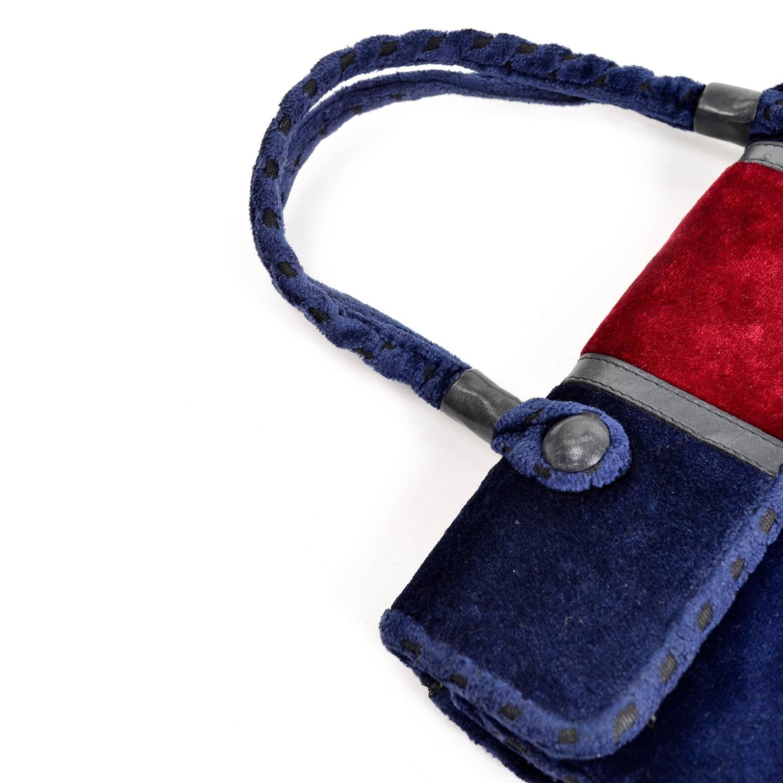 Seltene 1960er Jahre L Righini Via Condotti Roma Blaue & Burgunderfarbene Vintage Samthandtasche Damen