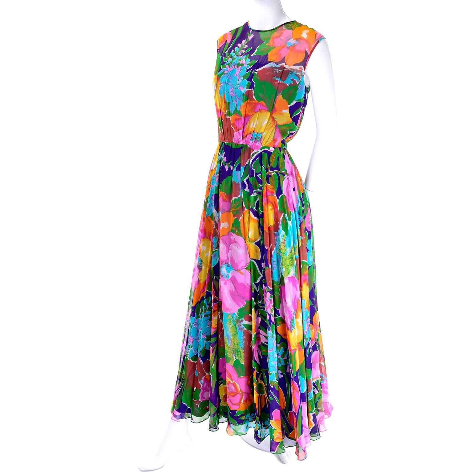 1970s Vintage Sleeveless Dress in a Bright Floral Chiffon Print In Excellent Condition In Portland, OR
