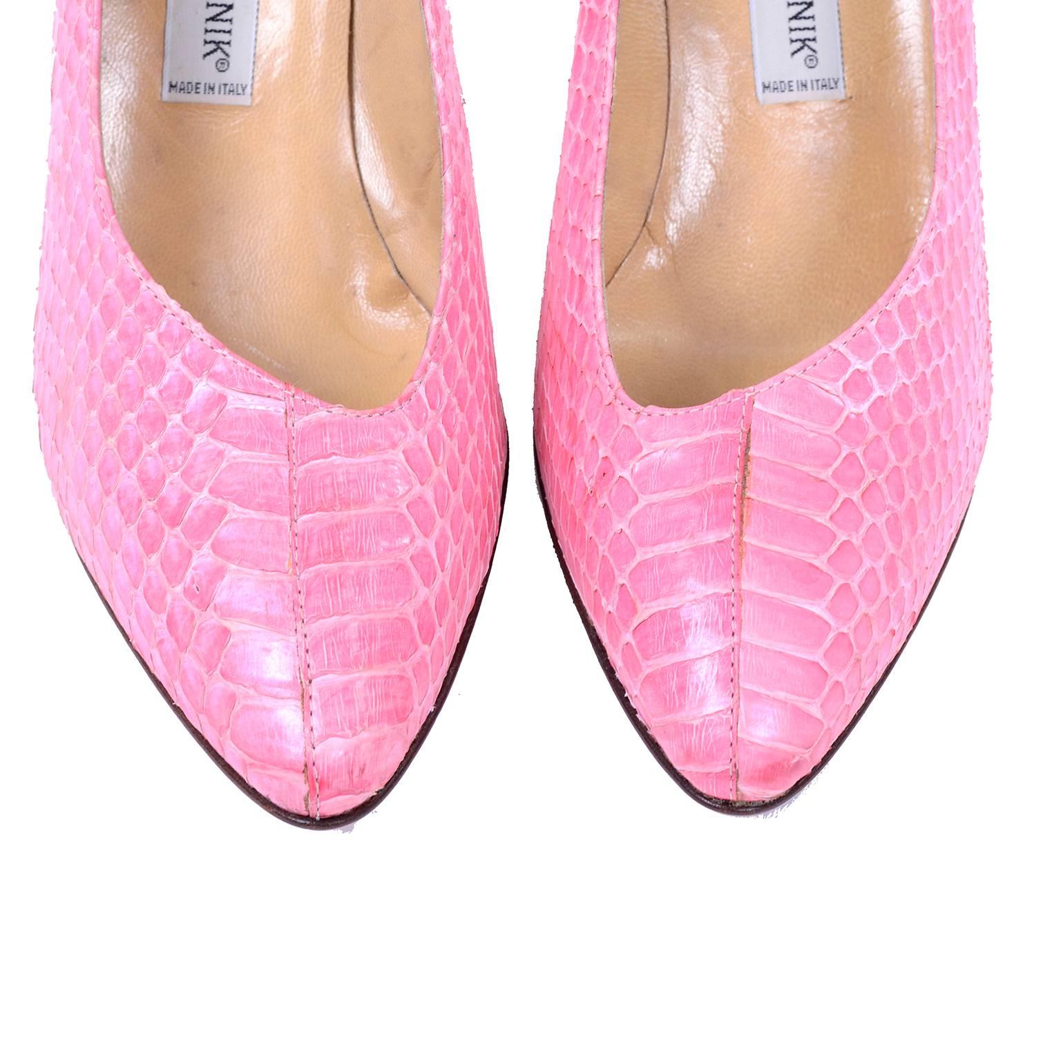 Pink Snakeskin Manolo Blahnik Vintage 1980s Shoes Unique Asymmetrical Openings In Excellent Condition In Portland, OR