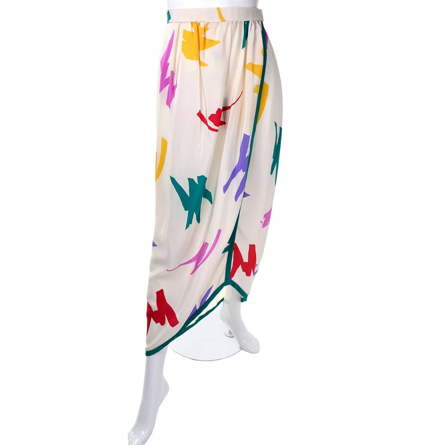 Oscar de la Renta Vintage Skirt in Abstract Jewel Tone Print on Ivory Silk In Excellent Condition In Portland, OR