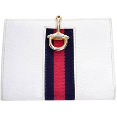 1970s Vintage White leather Gucci Wallet Horse Bit Clasp